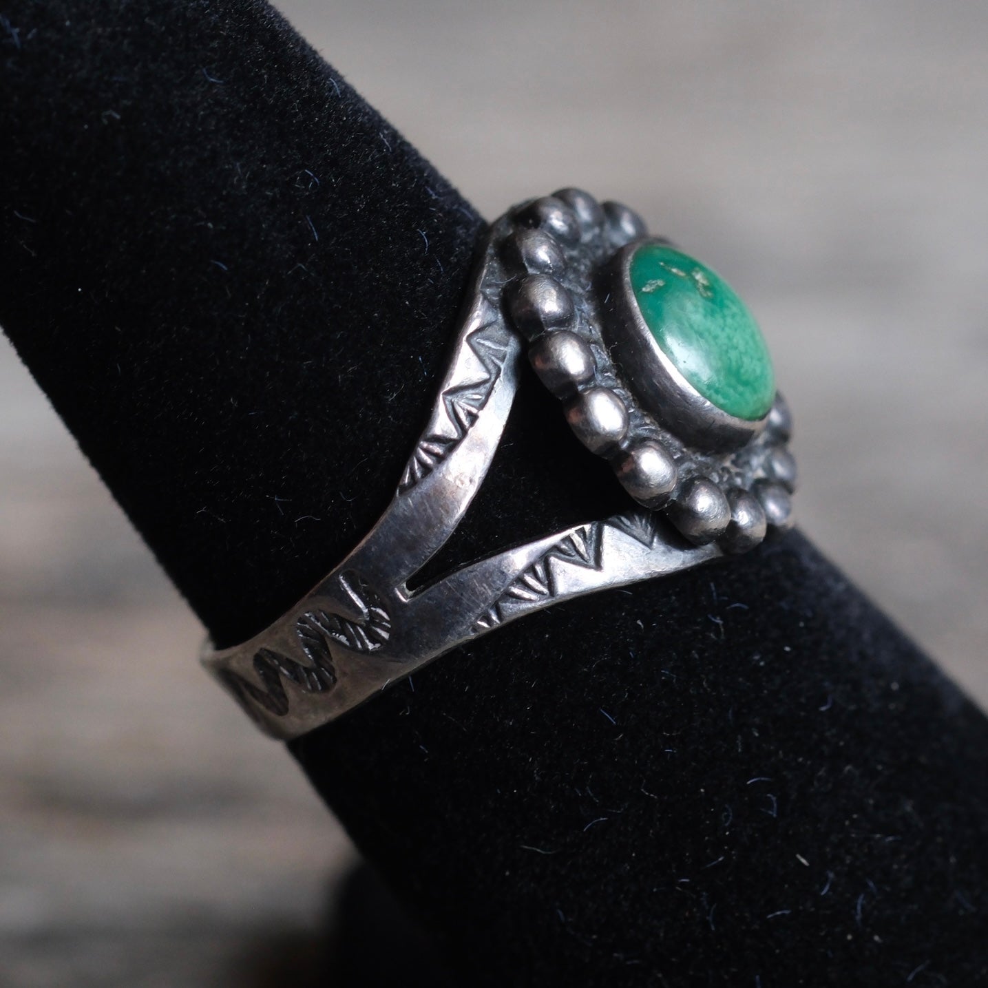 Vintage Sterling Turquoise Stamped Band Ring 5.5