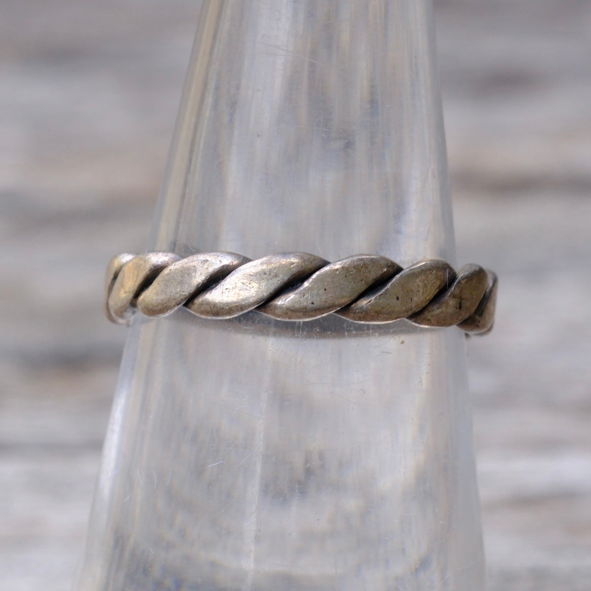 Vintage Sterling Twisted Band Ring 5.75