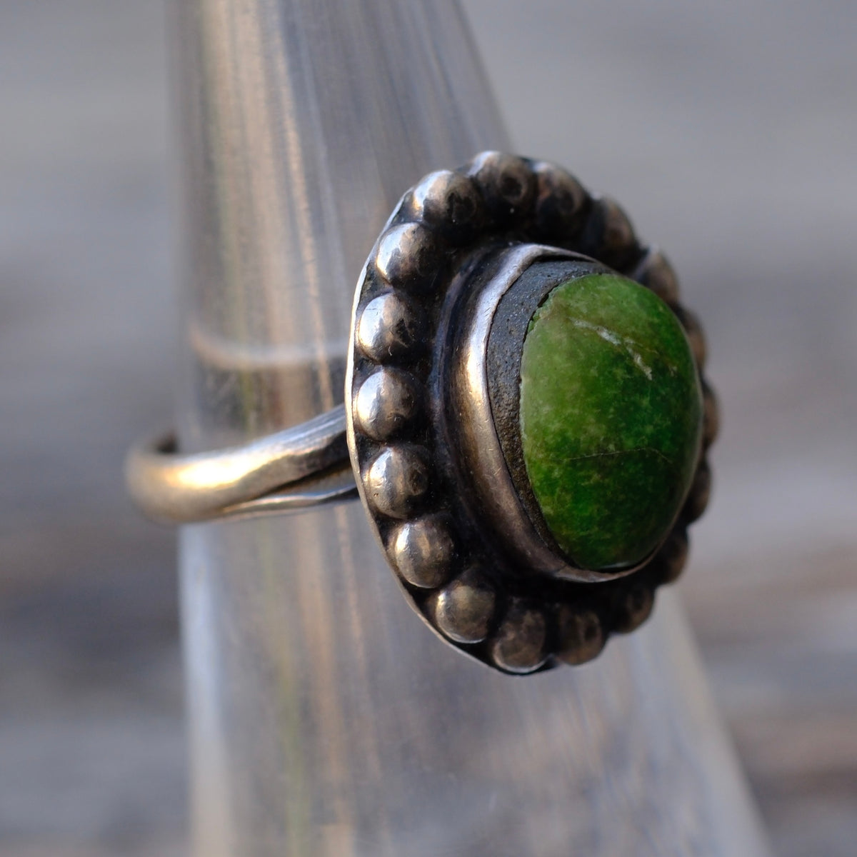 Vintage Sterling Turquoise Dotted Ring 5.25