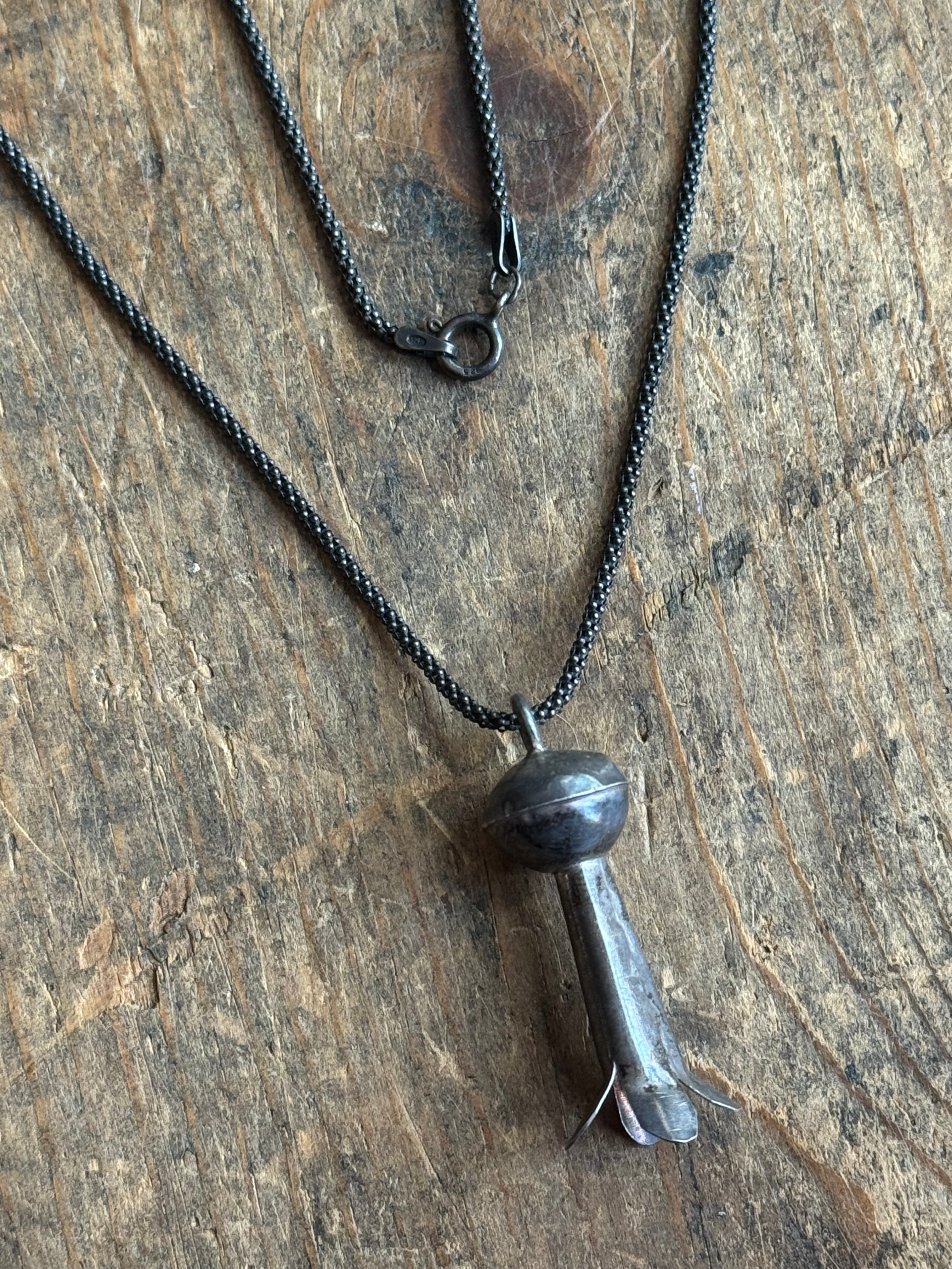 Vintage Sterling Silver Squash Petal Necklace