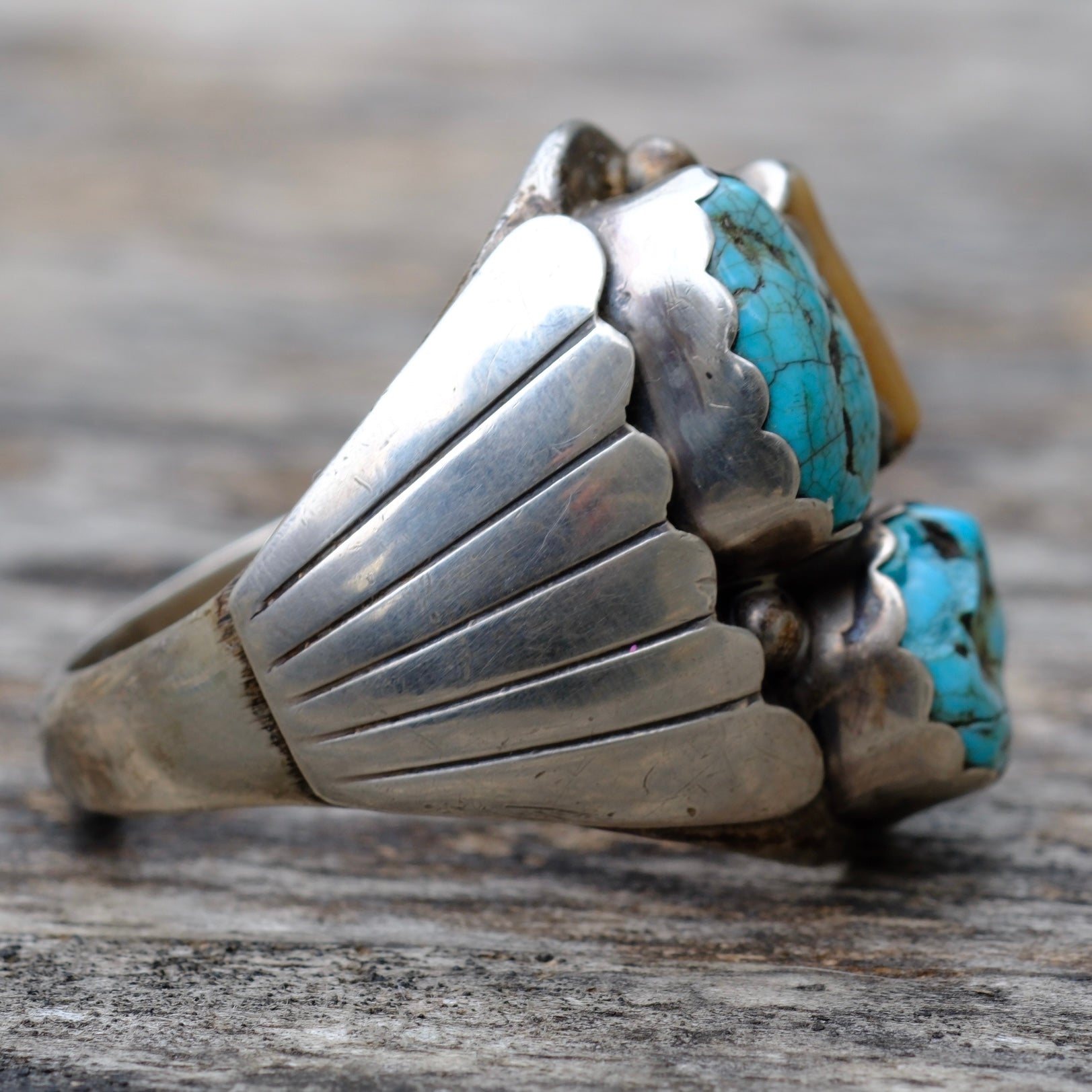 Vintage Sterling Turquoise and Coral Ribbed Band Ring 10.75