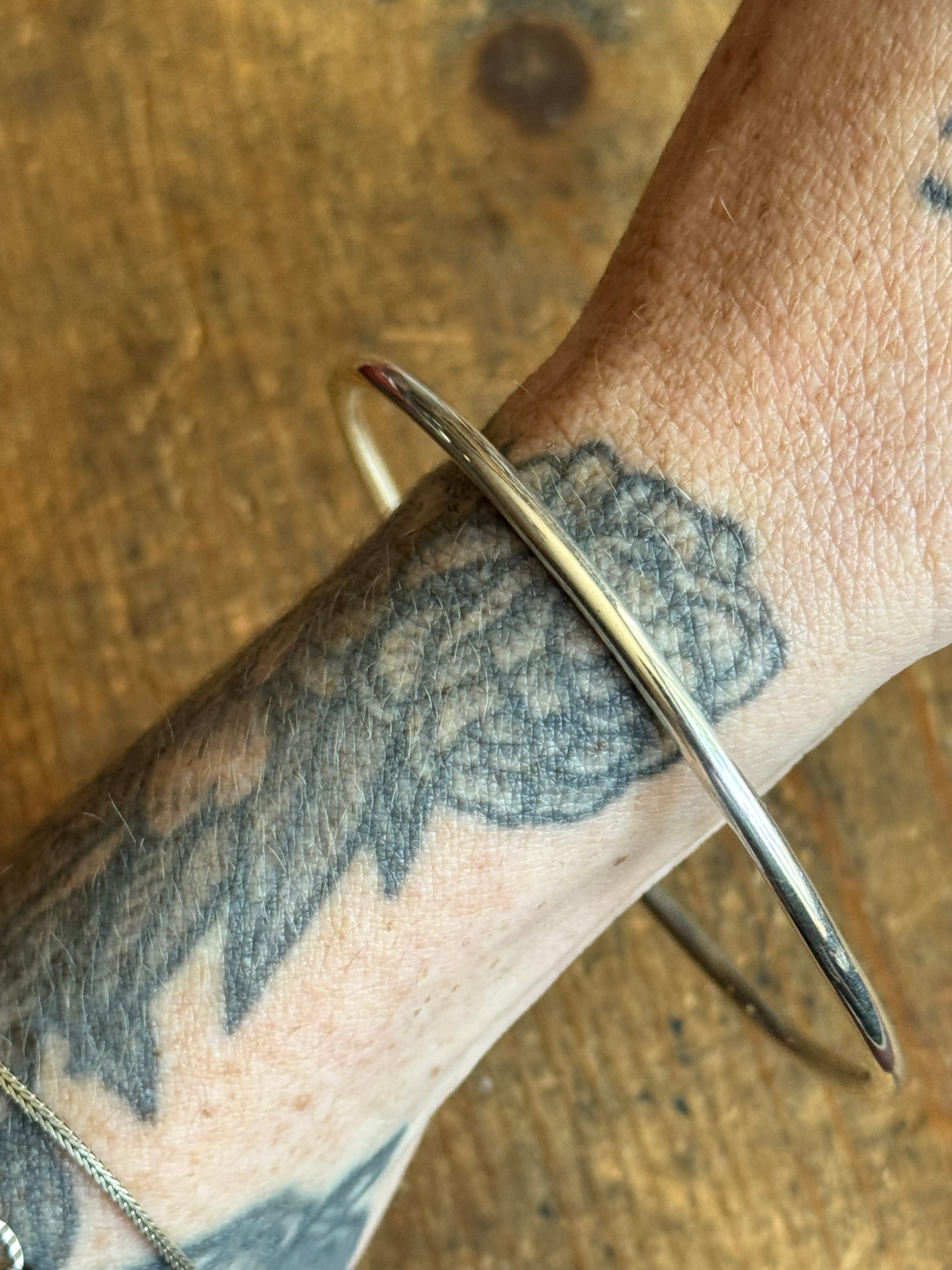 Vintage Sterling Silver Round Bangle