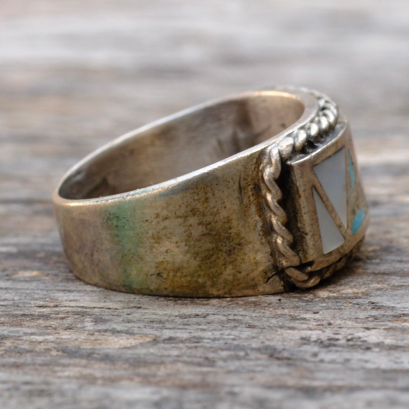 Vintage Sterling Turquoise Spiny Oyster and MOP Inlay Band Ring 10.75