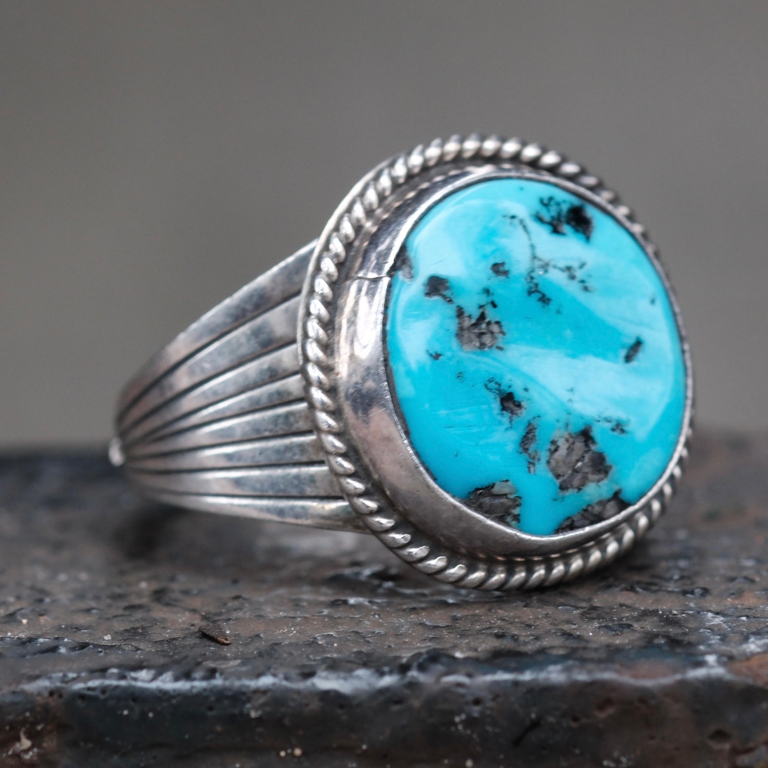 Vintage Sterling Turquoise Ribbed Band Ring 9.25