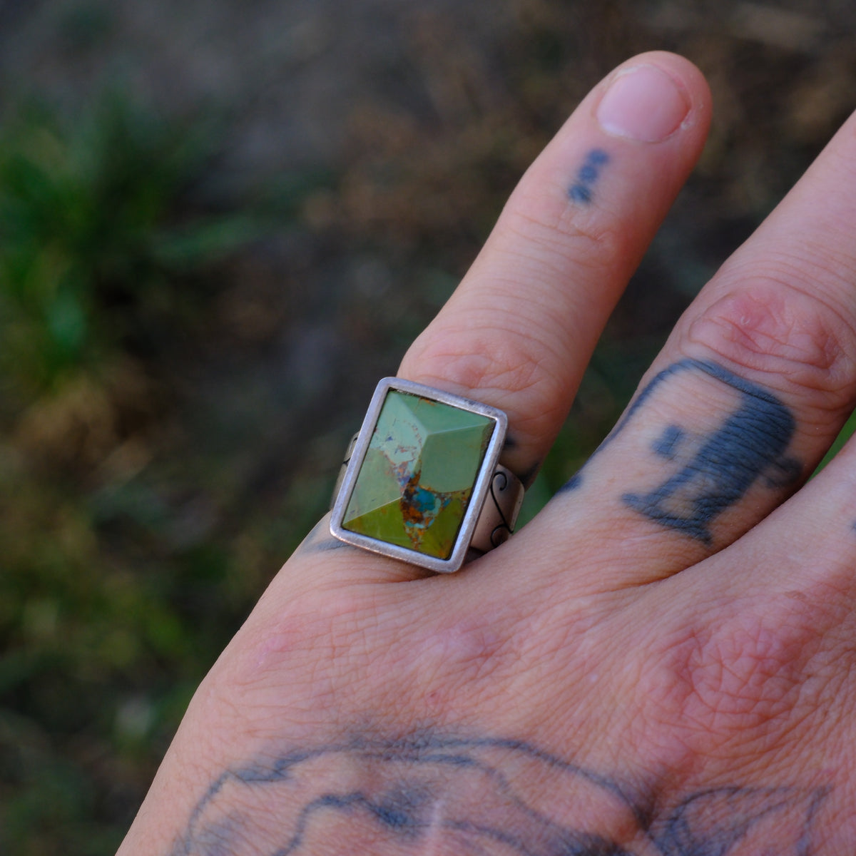 Vintage Sterling Turquoise DTR Ring 7