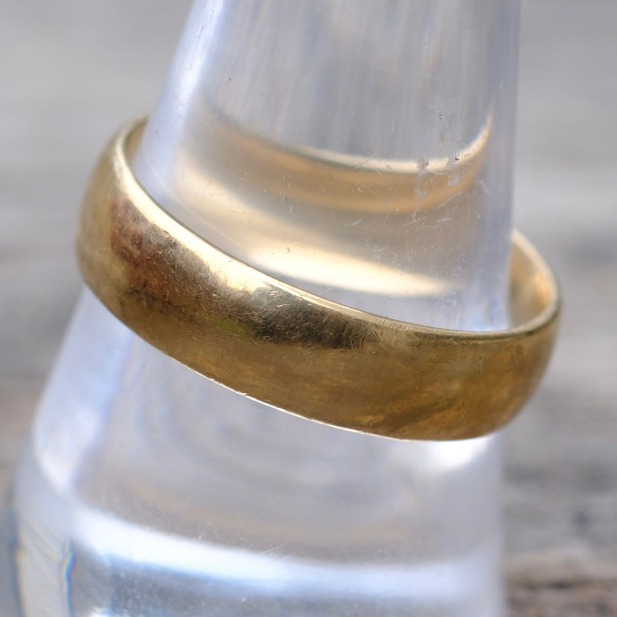 Vintage 10K Solid Gold Band Ring 9