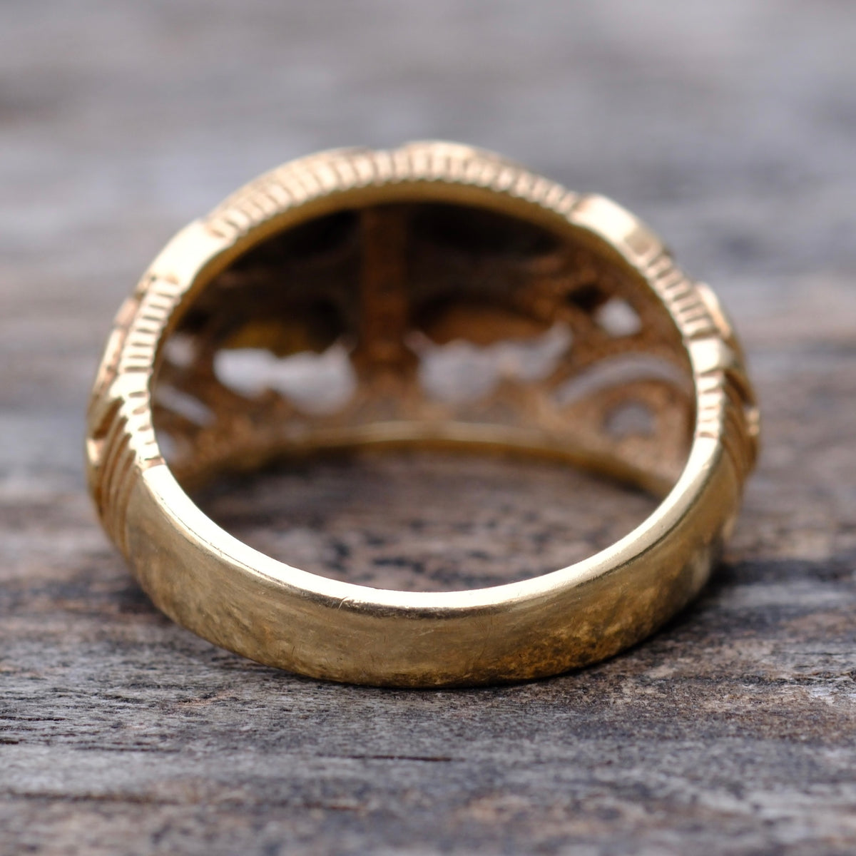 Vintage 10K Solid Gold Leaf Ring 4.75