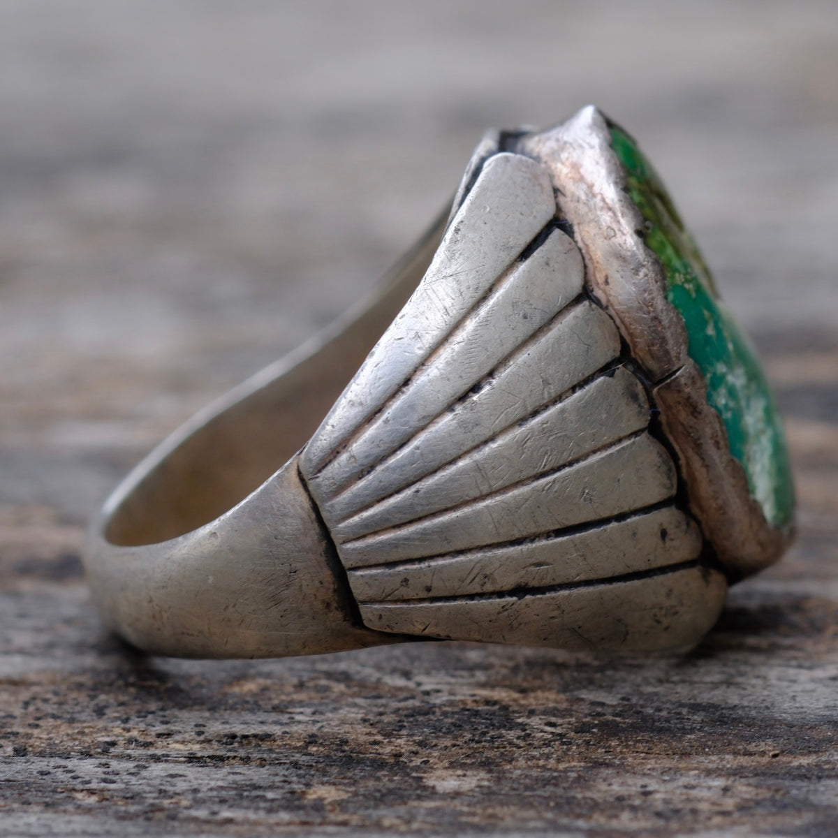 Vintage Sterling Chunky Turquoise Ribbed Band Ring 12.5