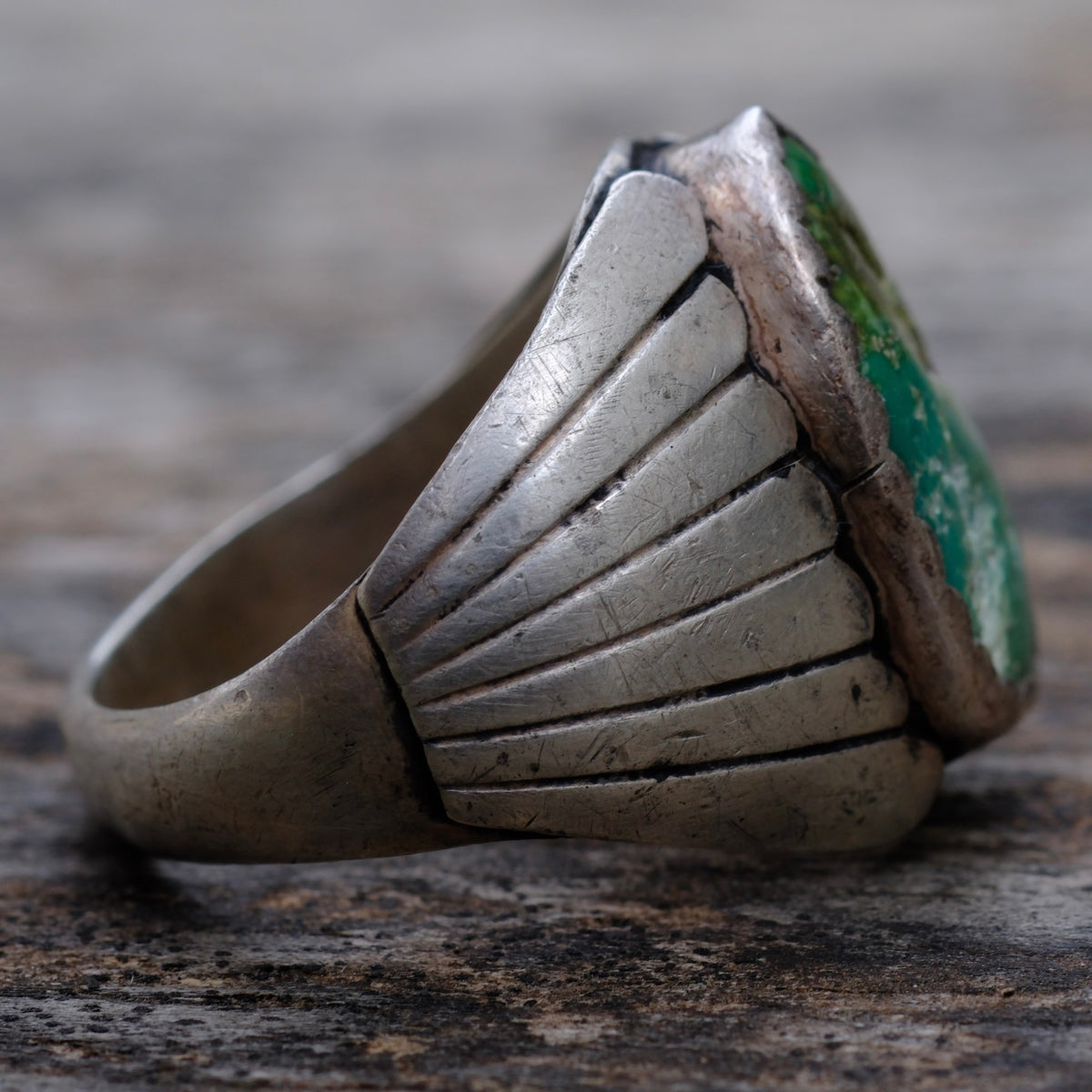 Vintage Sterling Chunky Turquoise Ribbed Band Ring 12.5