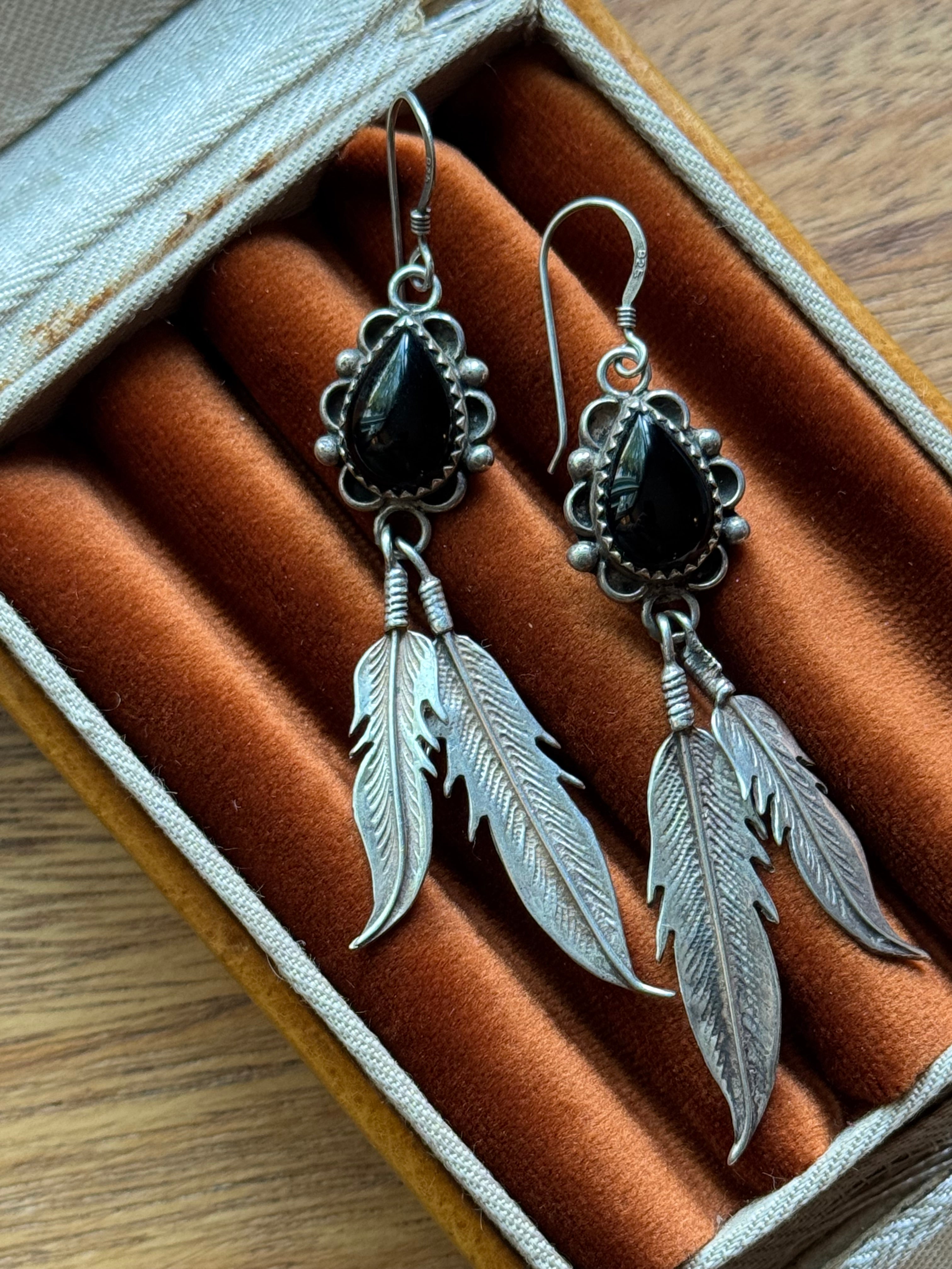 Vintage Sterling Silver Teardrop Onyx Feather Earrings