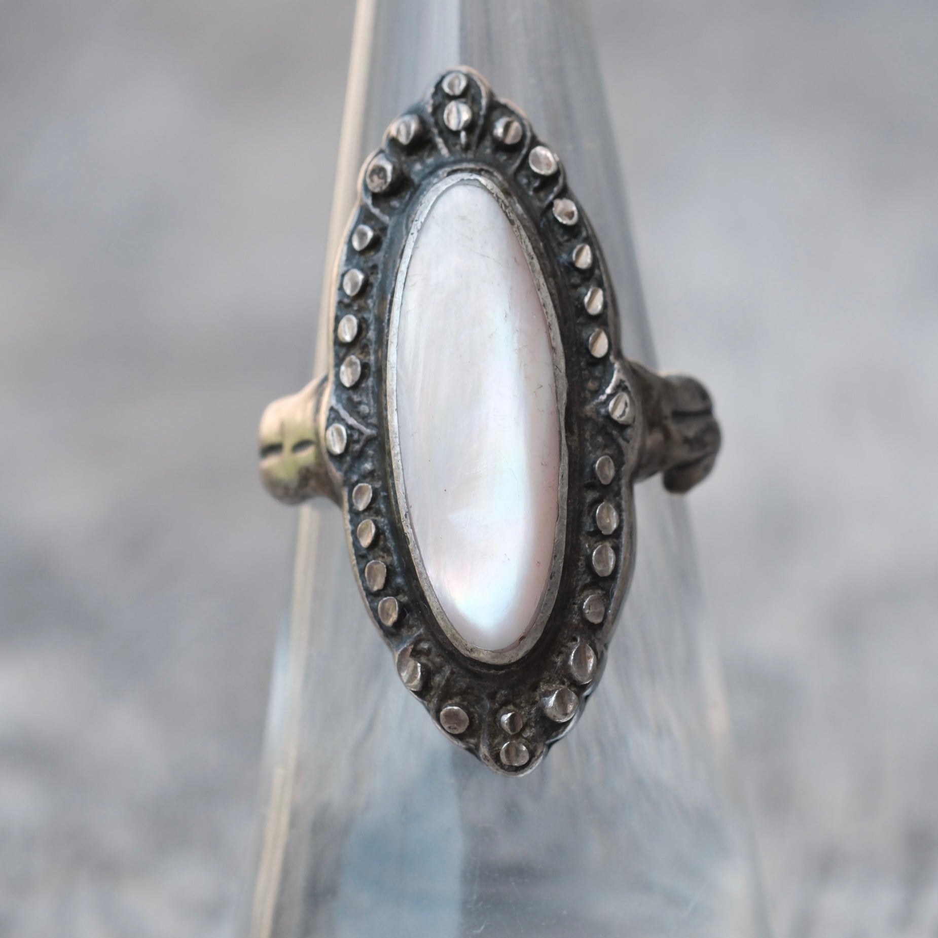 Vintage Sterling Mother Of Pearl Ring 5.5