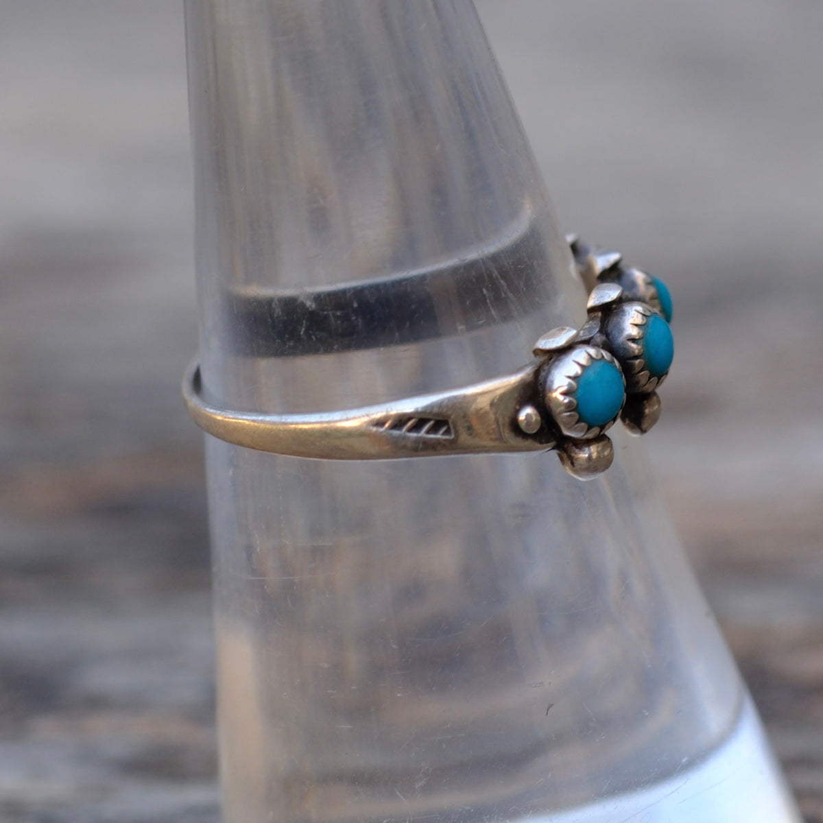 Vintage Sterling Snake Eye Turquoise Ring 6.75