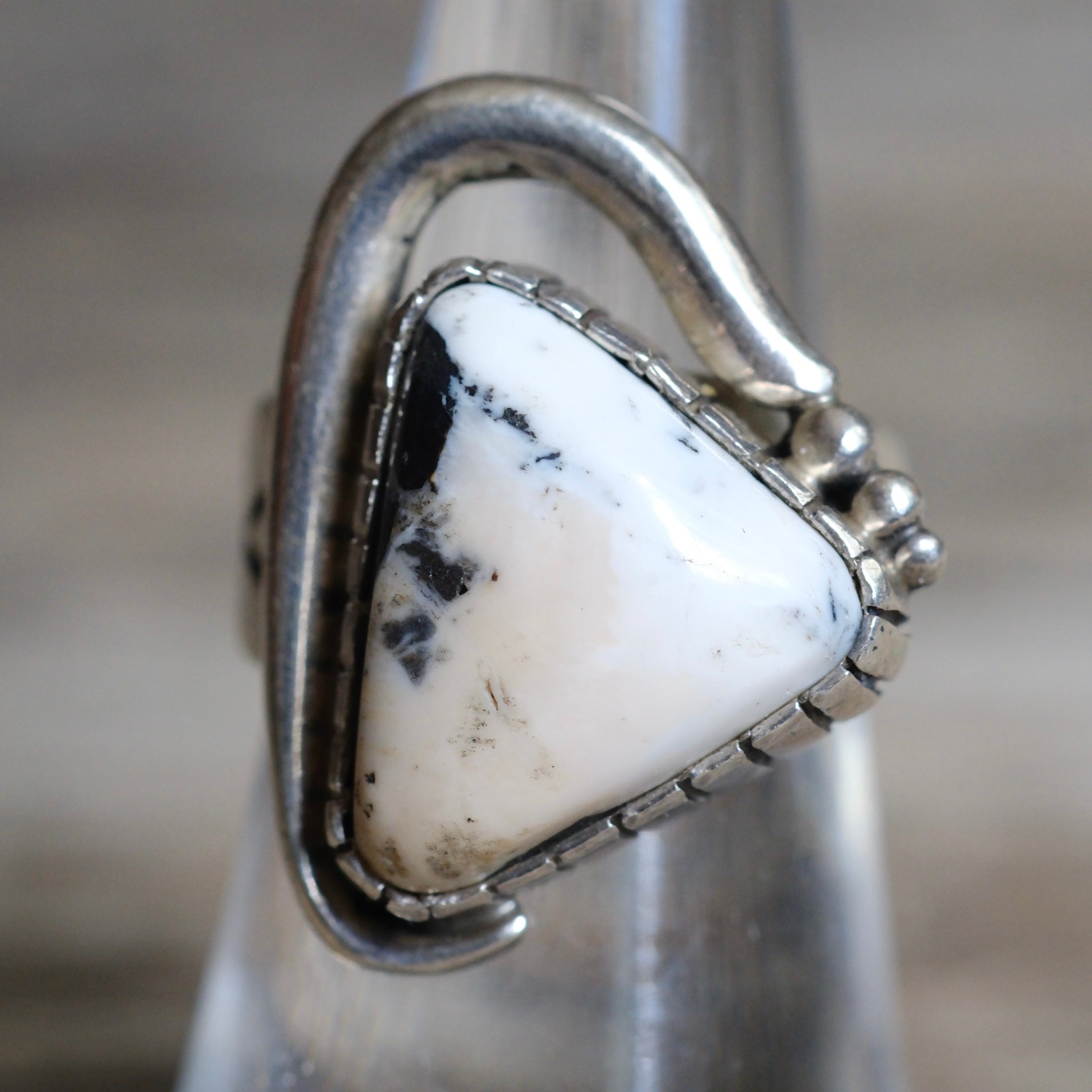 Vintage Sterling White Buffalo Stamped Band Ring 6.75