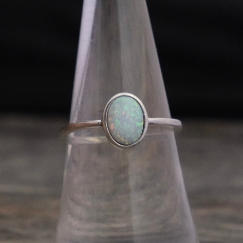 Vintage Sterling Opal Band Ring 7.5