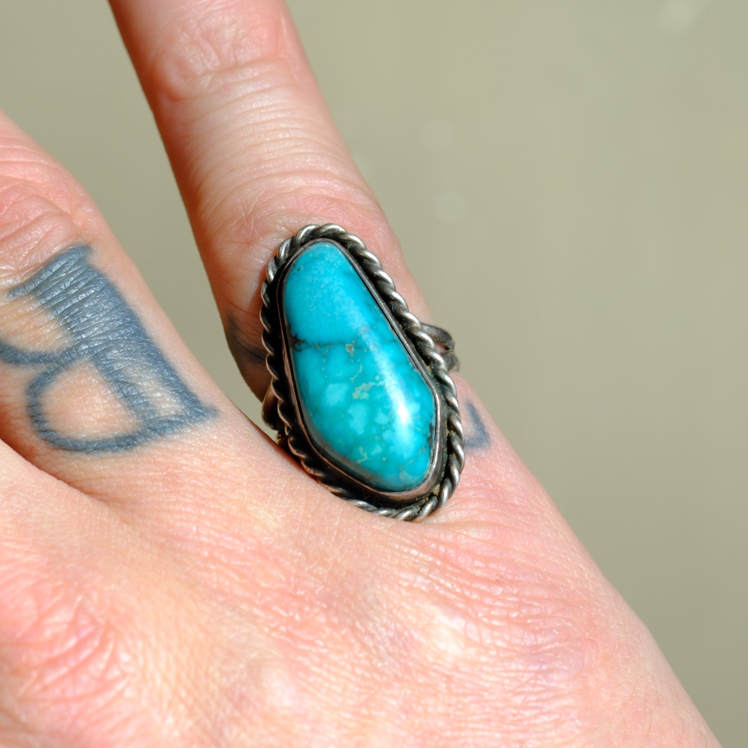 Vintage Sterling Turquoise Roper Ring 5.5