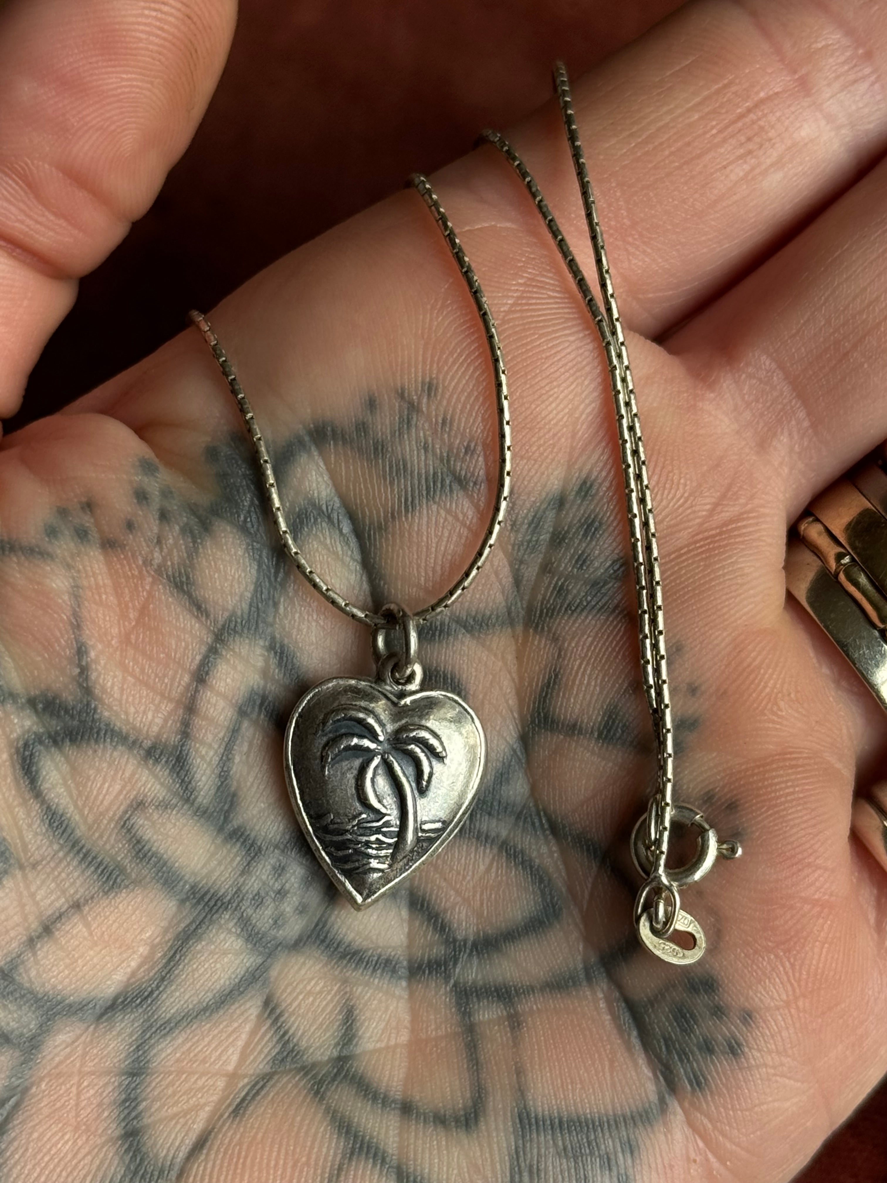 Vintage Sterling Silver Palm Tree Forget Me Not Necklace