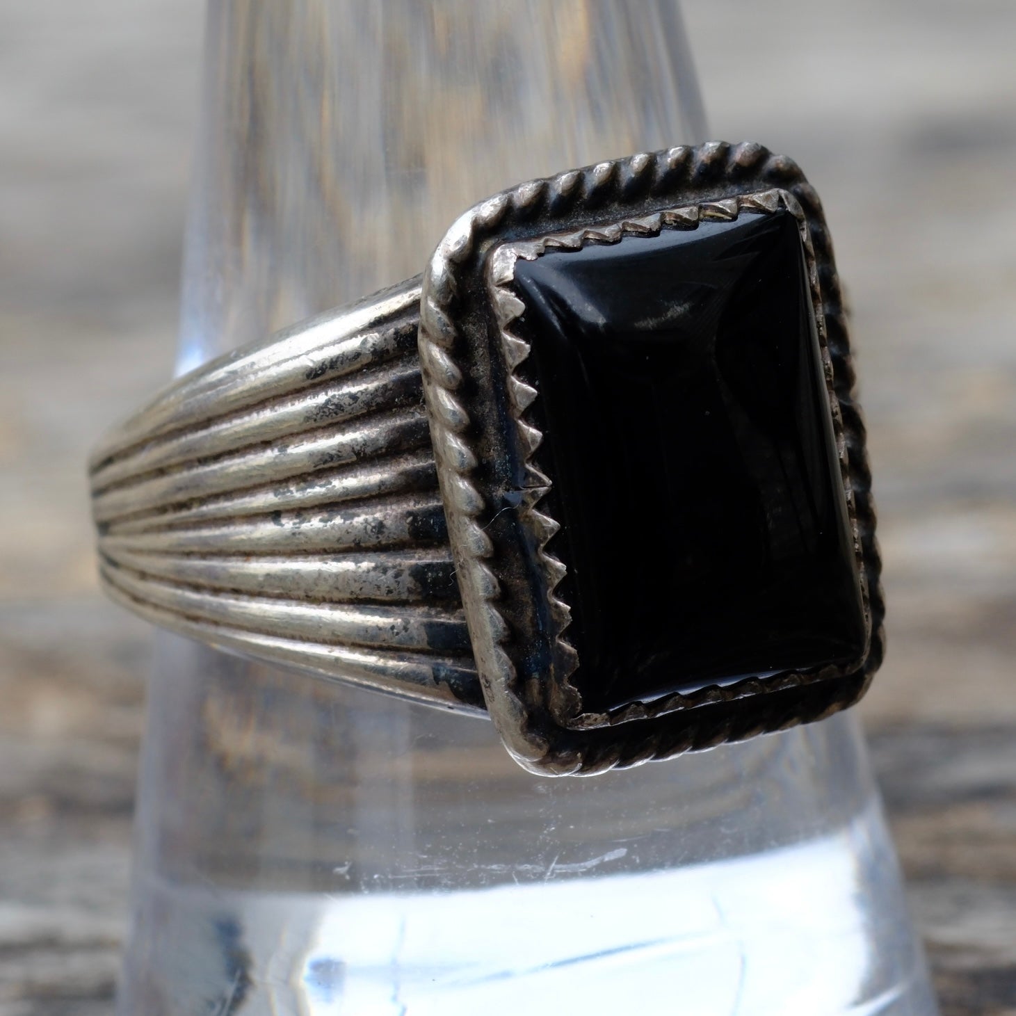 Vintage Sterling Onyx Ribbed Band Ring 10.25