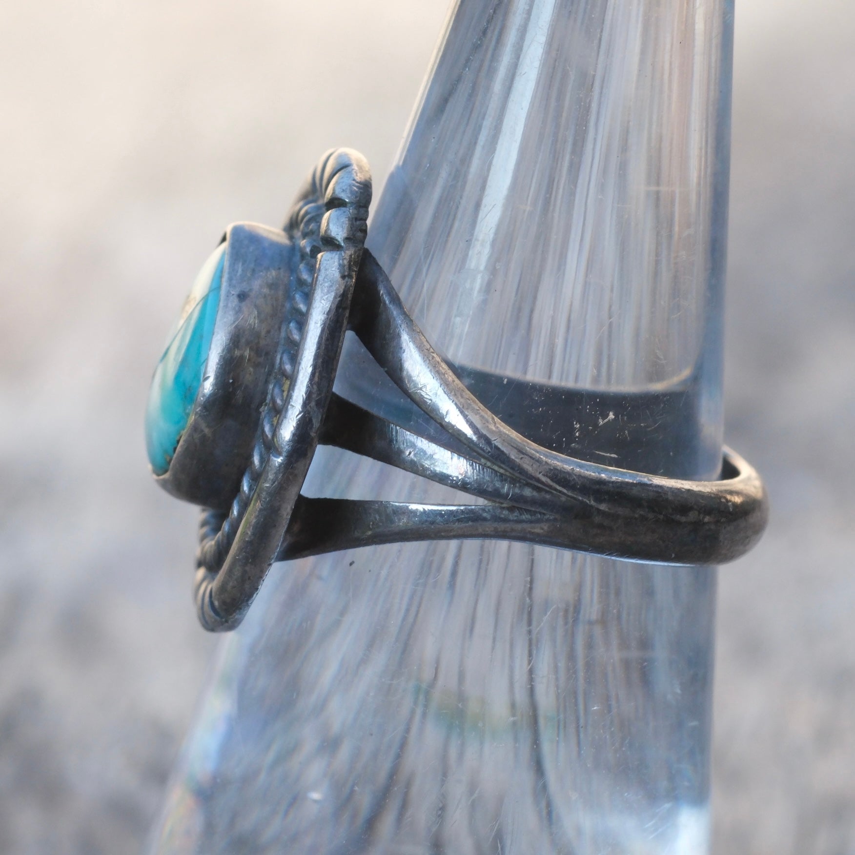 Vintage Sterling Turquoise Roper Ring 5.75
