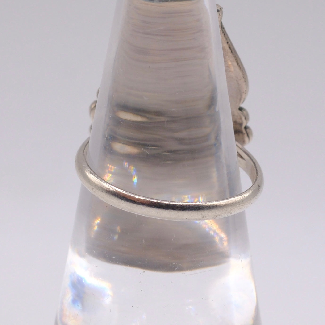 Vintage Sterling Mother Of Pearl Ring 5.25