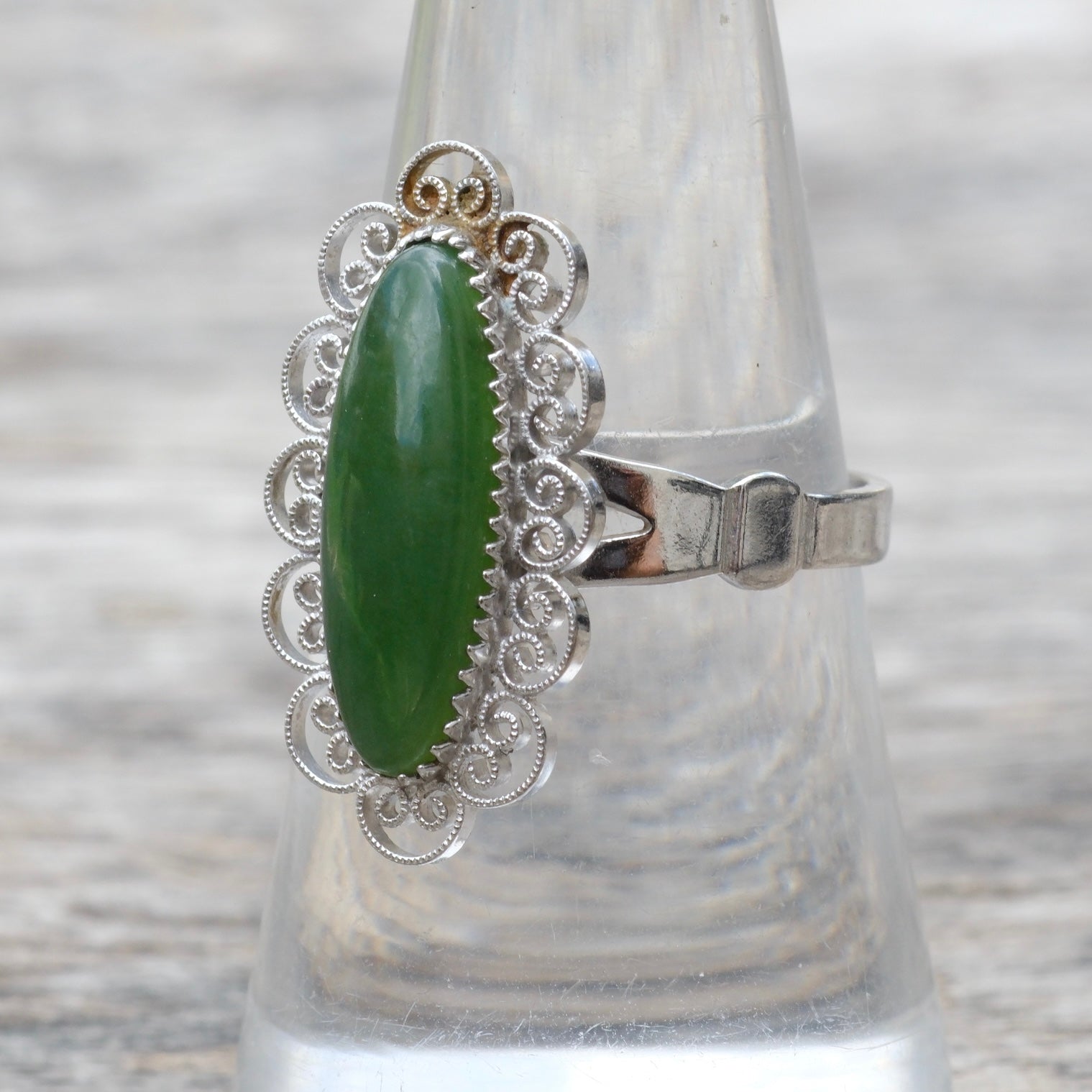 Vintage Sterling Green Carnelian Ring 7.75