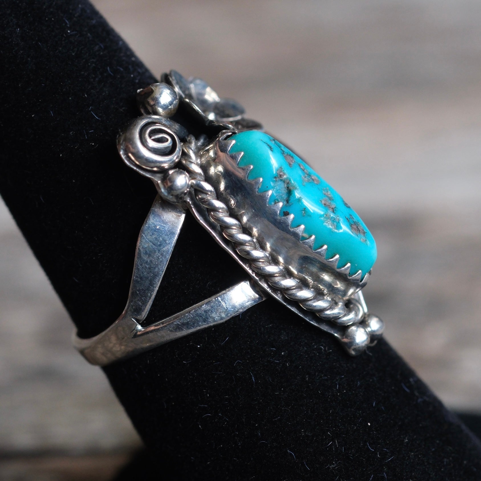 Vintage Sterling Turquoise Blossom Ring 7.25