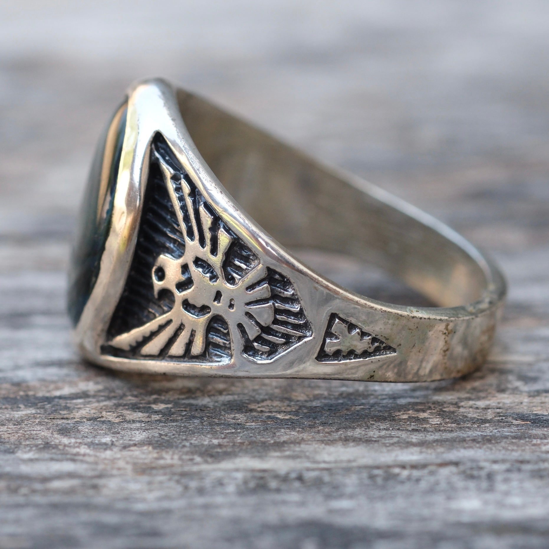 Vintage Sterling Abalone Thunderbird Ring 15.75
