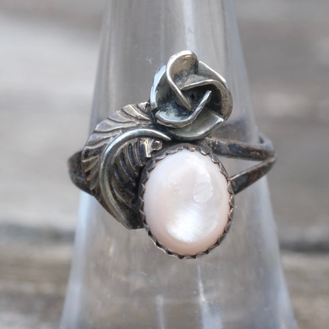 Vintage Sterling Mother Of Pearl Feather Ring 7.25