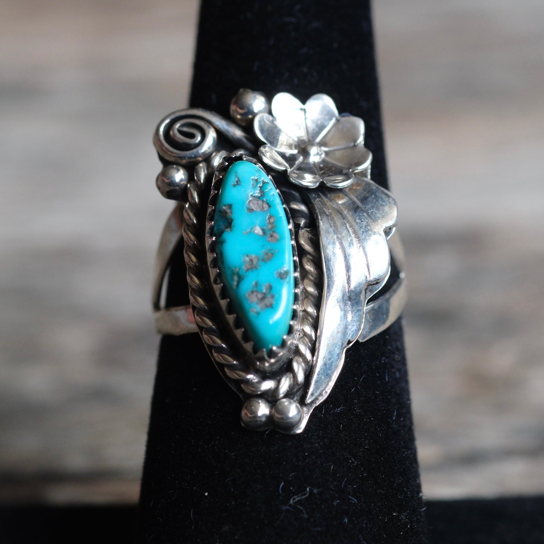 Vintage Sterling Turquoise Blossom Ring 7.25