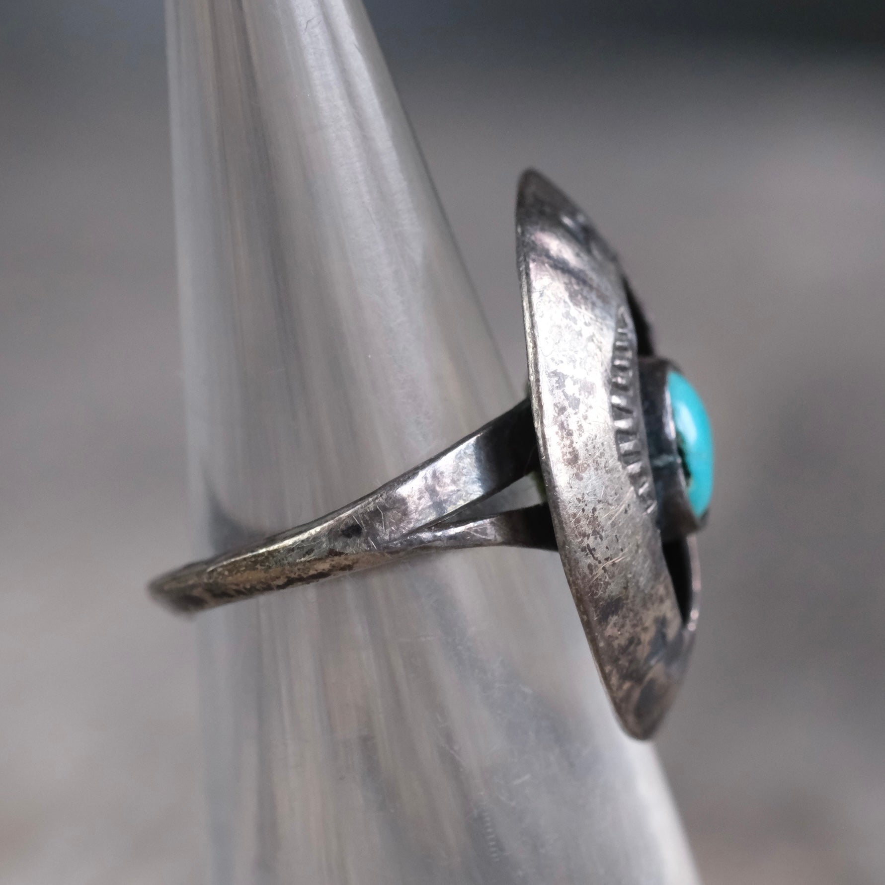 Vintage Sterling Turquoise Shadowbox Ring 4.25