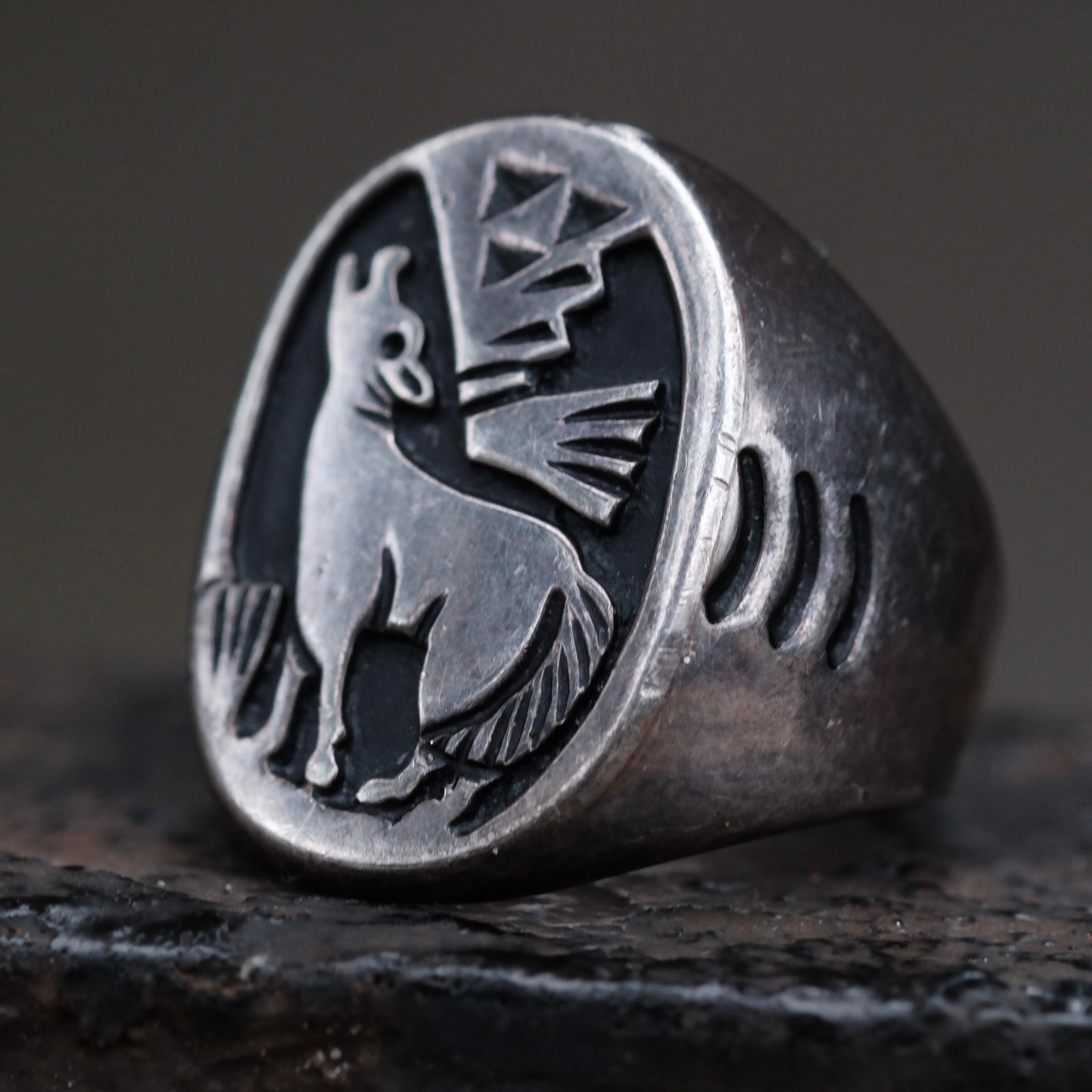 Vintage Sterling Howling Wolf Ring 7