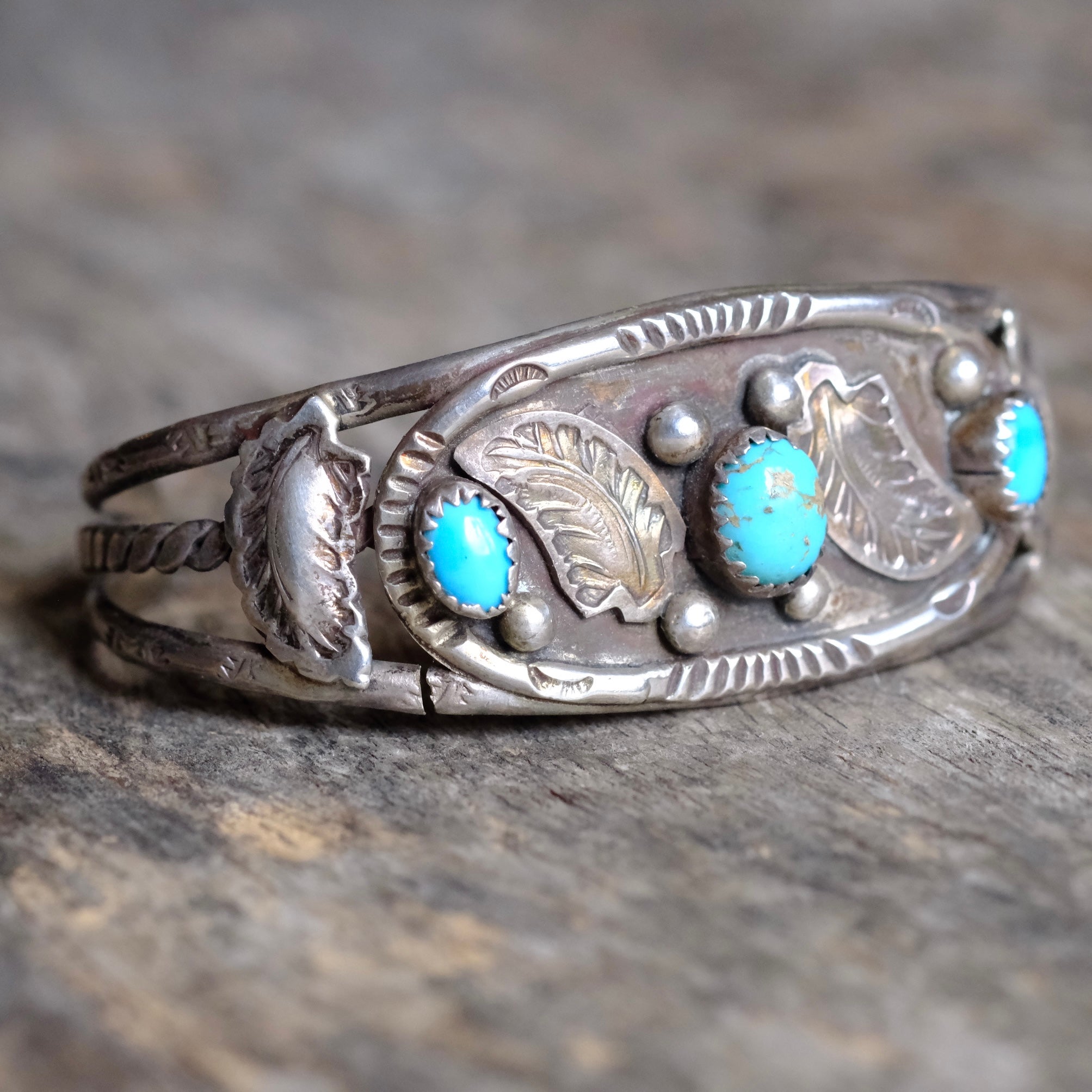 Vintage Sterling 3-Stone Turquoise Feather Cuff Bracelet