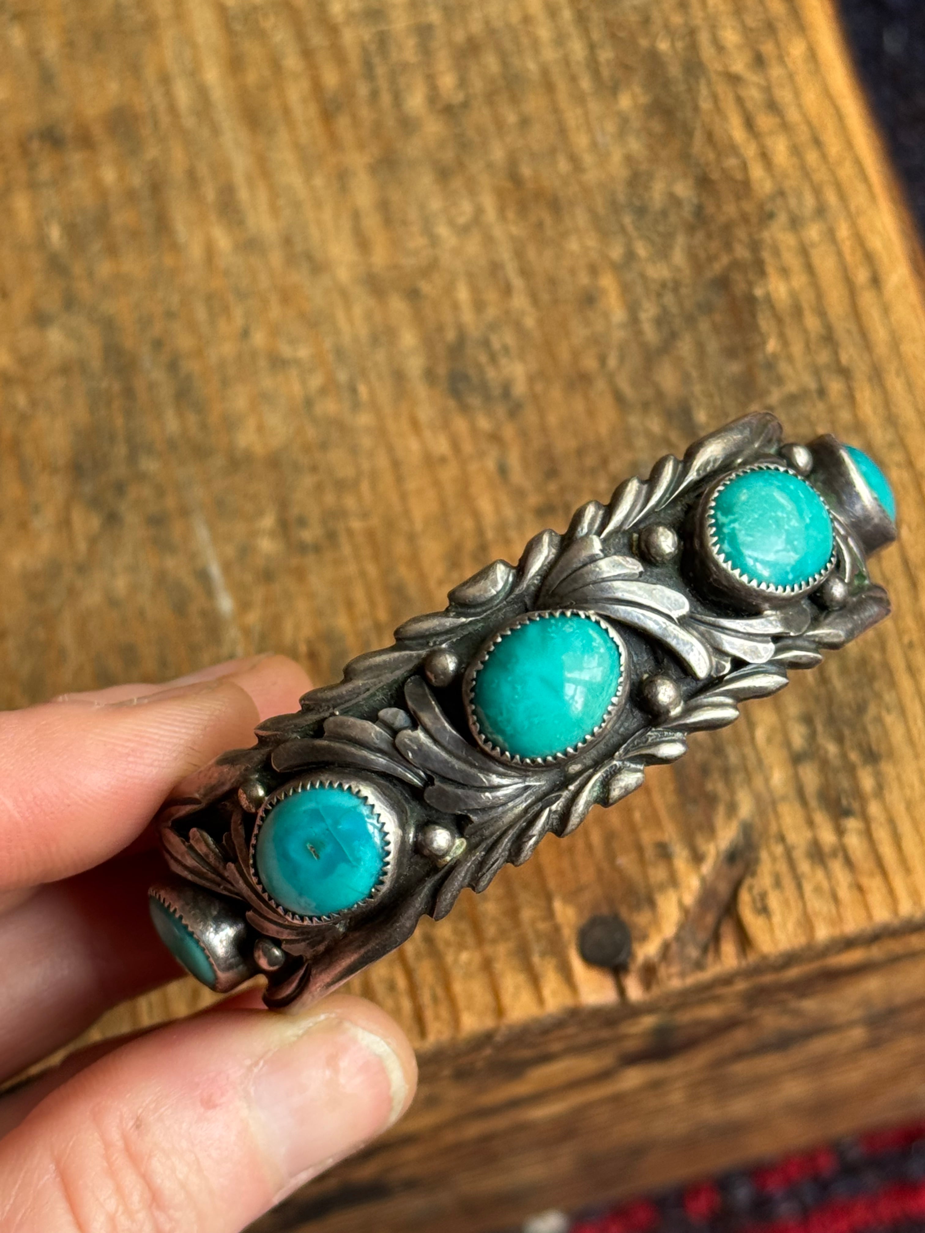 Vintage Sterling Turquoise Fan Cuff