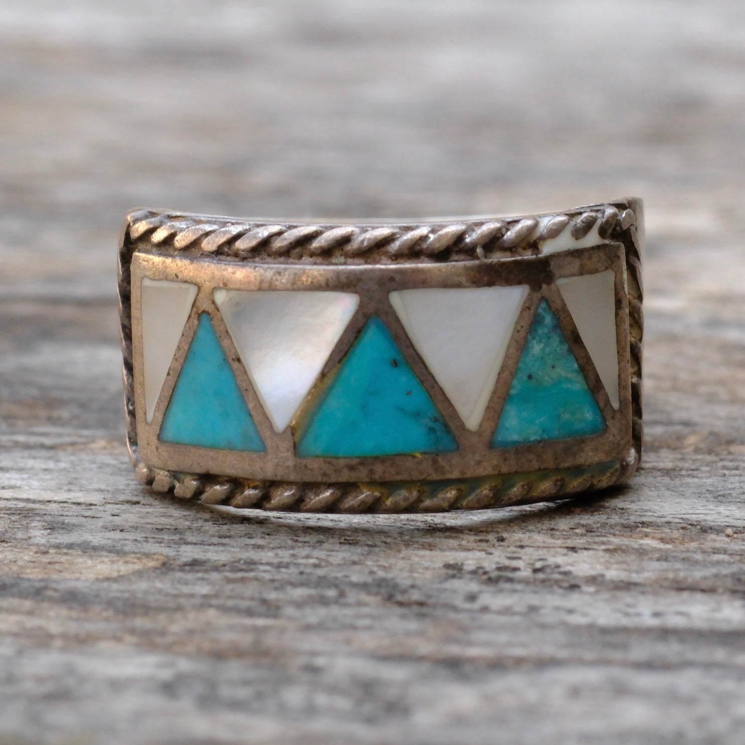 Vintage Sterling Turquoise and MOP Inlay Band Ring 8.75
