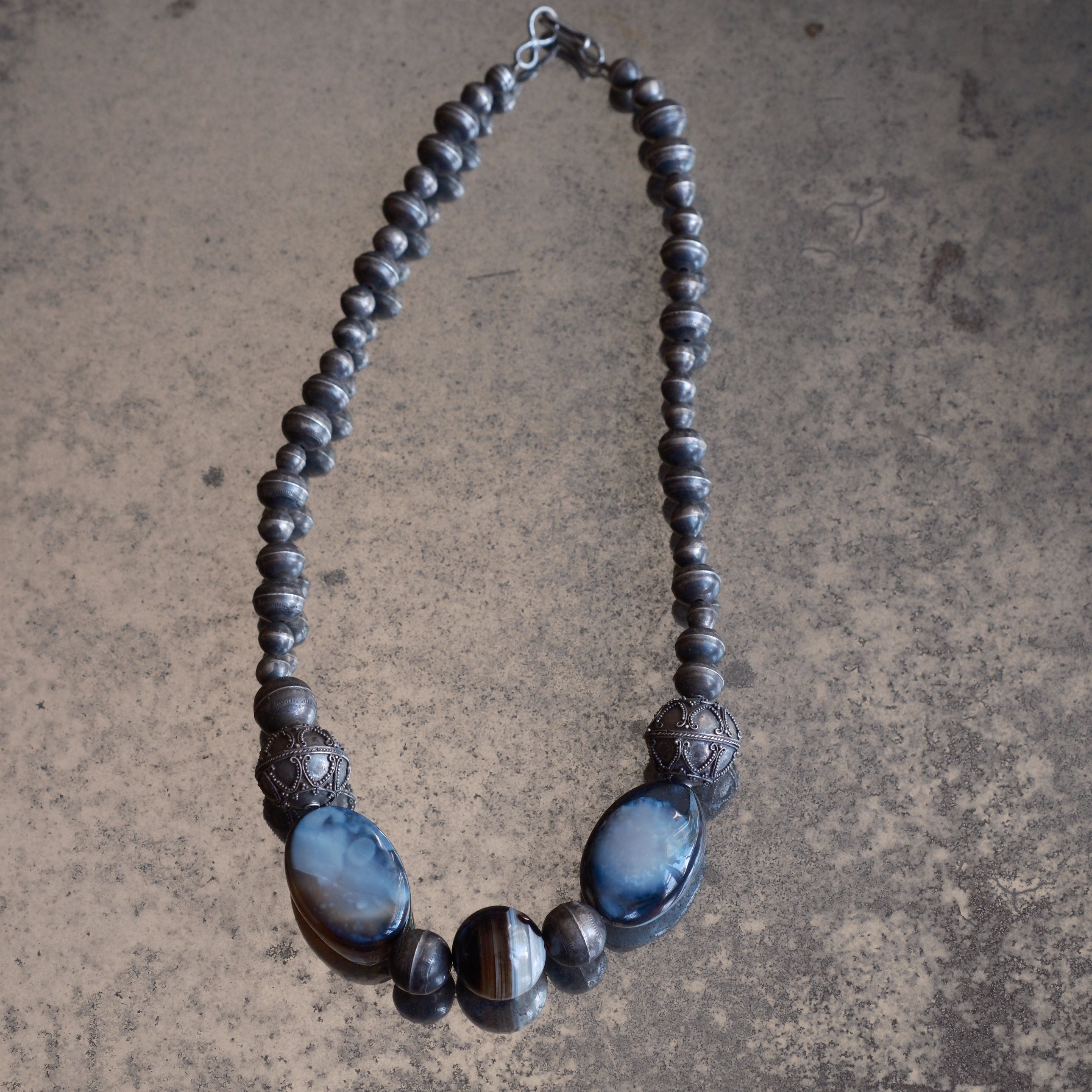 Vintage Sterling Navajo Pearl and Agate Stones Necklace 20"