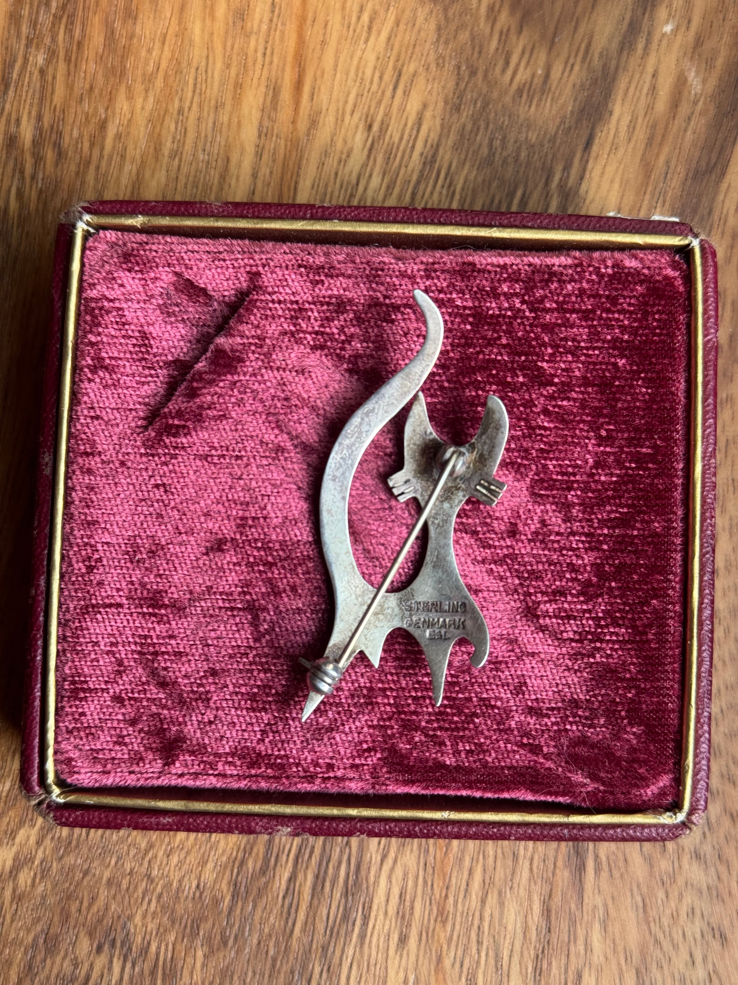 Vintage Sterling Silver Cat Pin