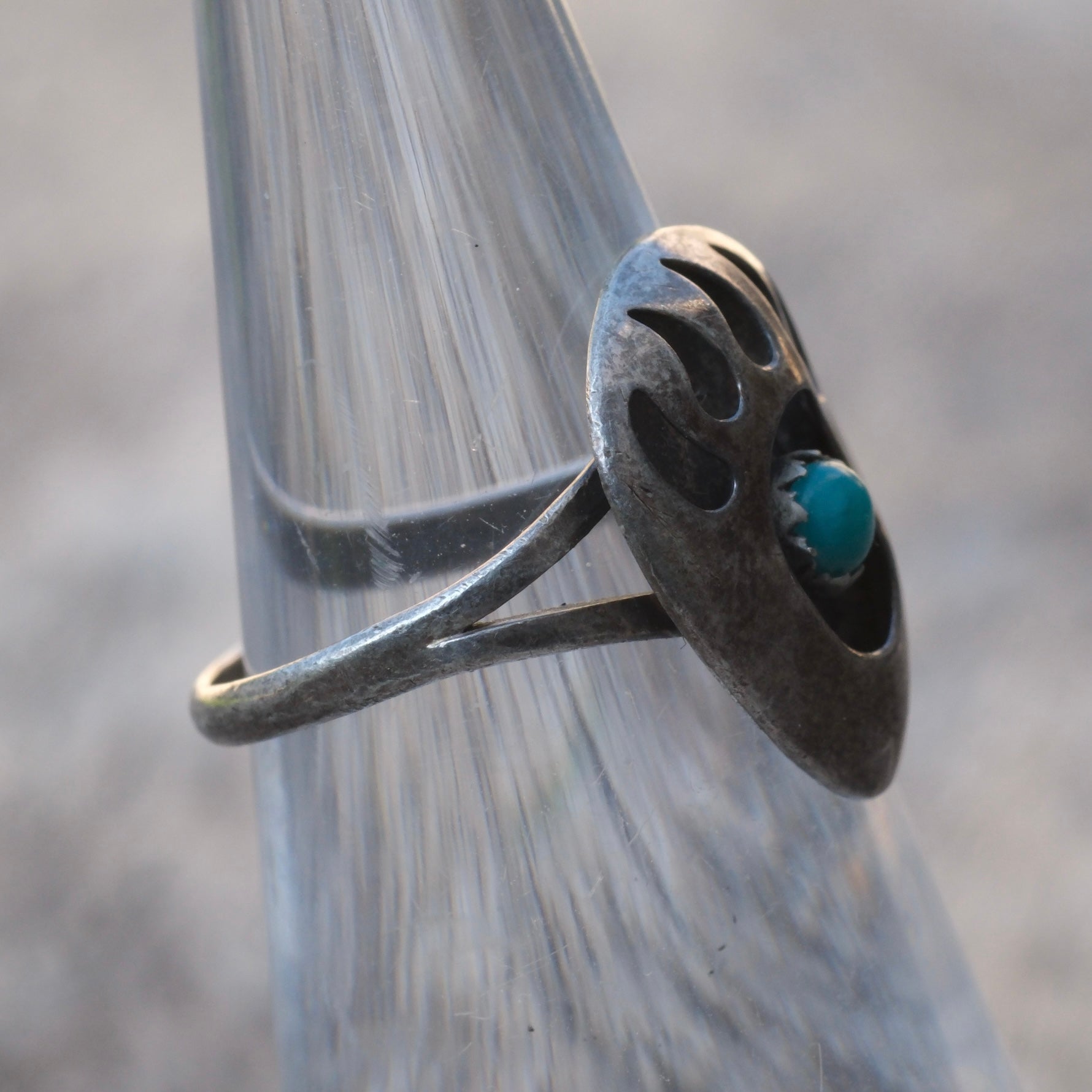 Vintage Sterling Turquoise Bear Paw Ring 5.5