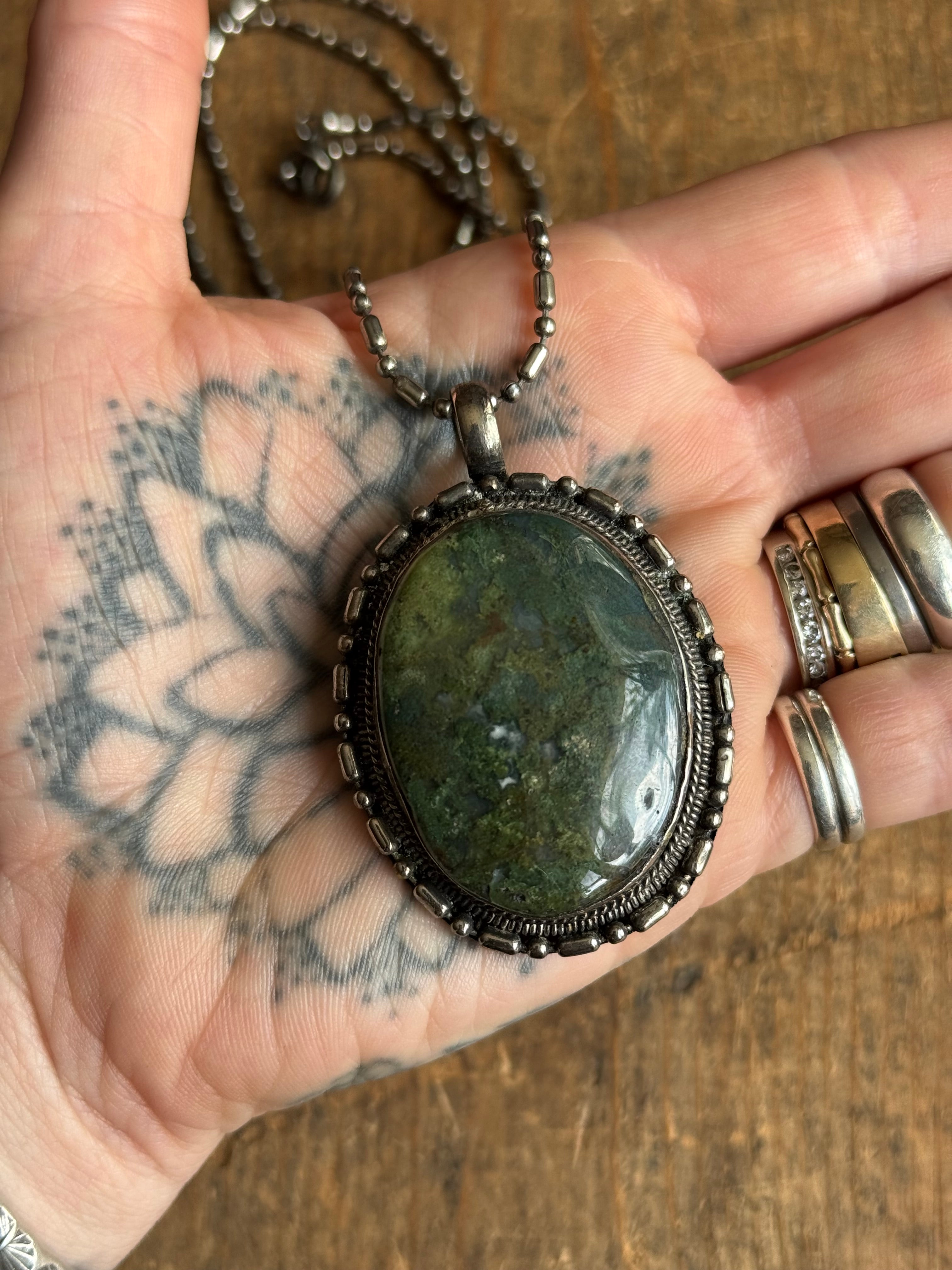 Vintage Sterling Silver Moss Agate Dappled Necklace