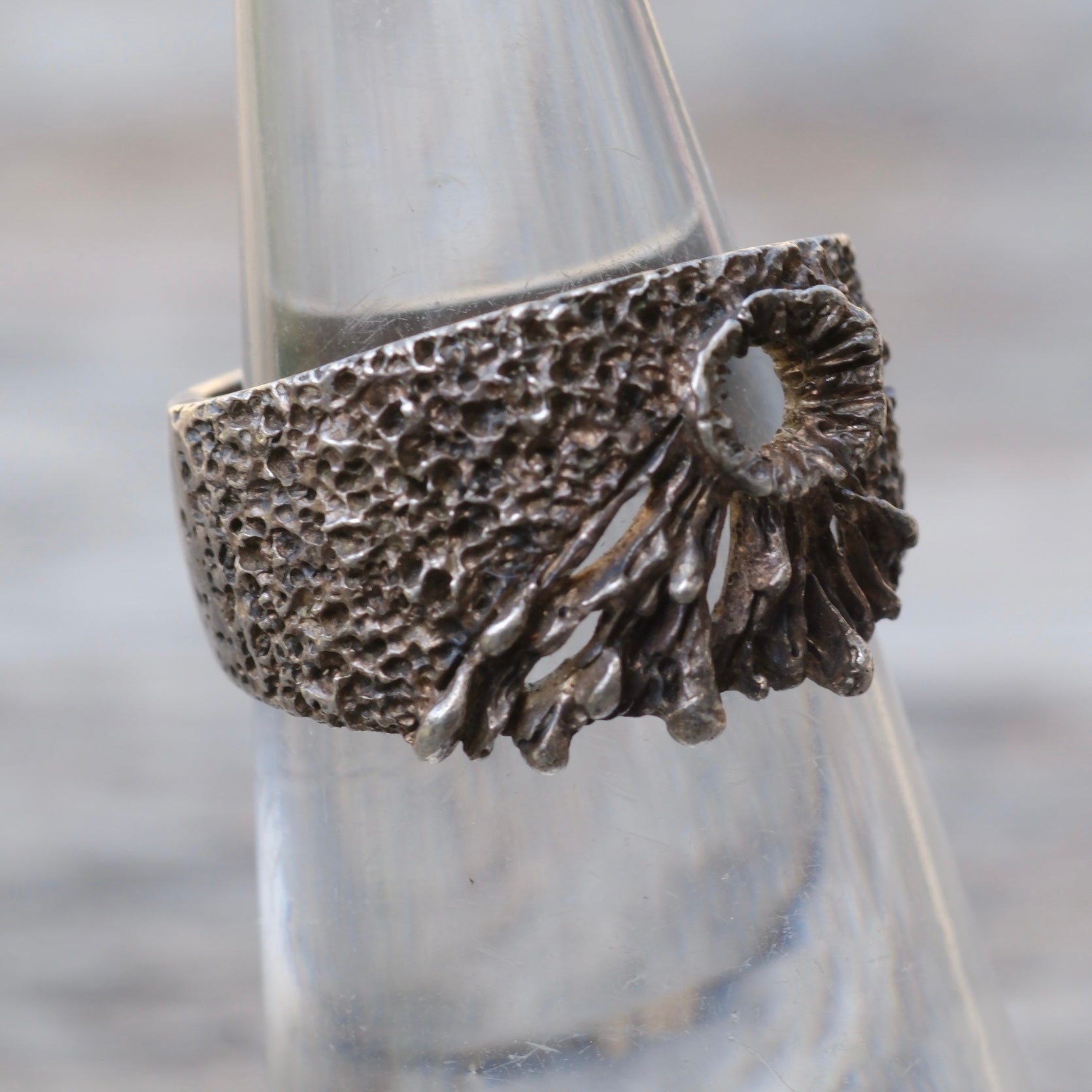 Vintage Sterling Textured Floral Ring 5.5