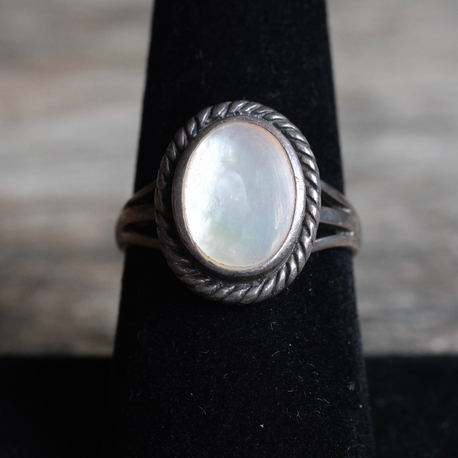 Vintage Sterling Mother Of Pearl Roper Ring 7.75