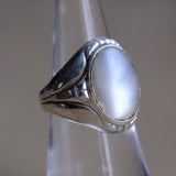 Vintage Sterling Mother Of Pearl Ring 5.5