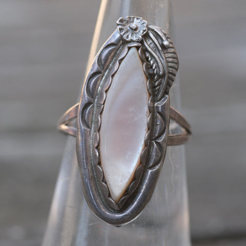 Vintage Sterling Mother Of Pearl Feather Ring 5.75