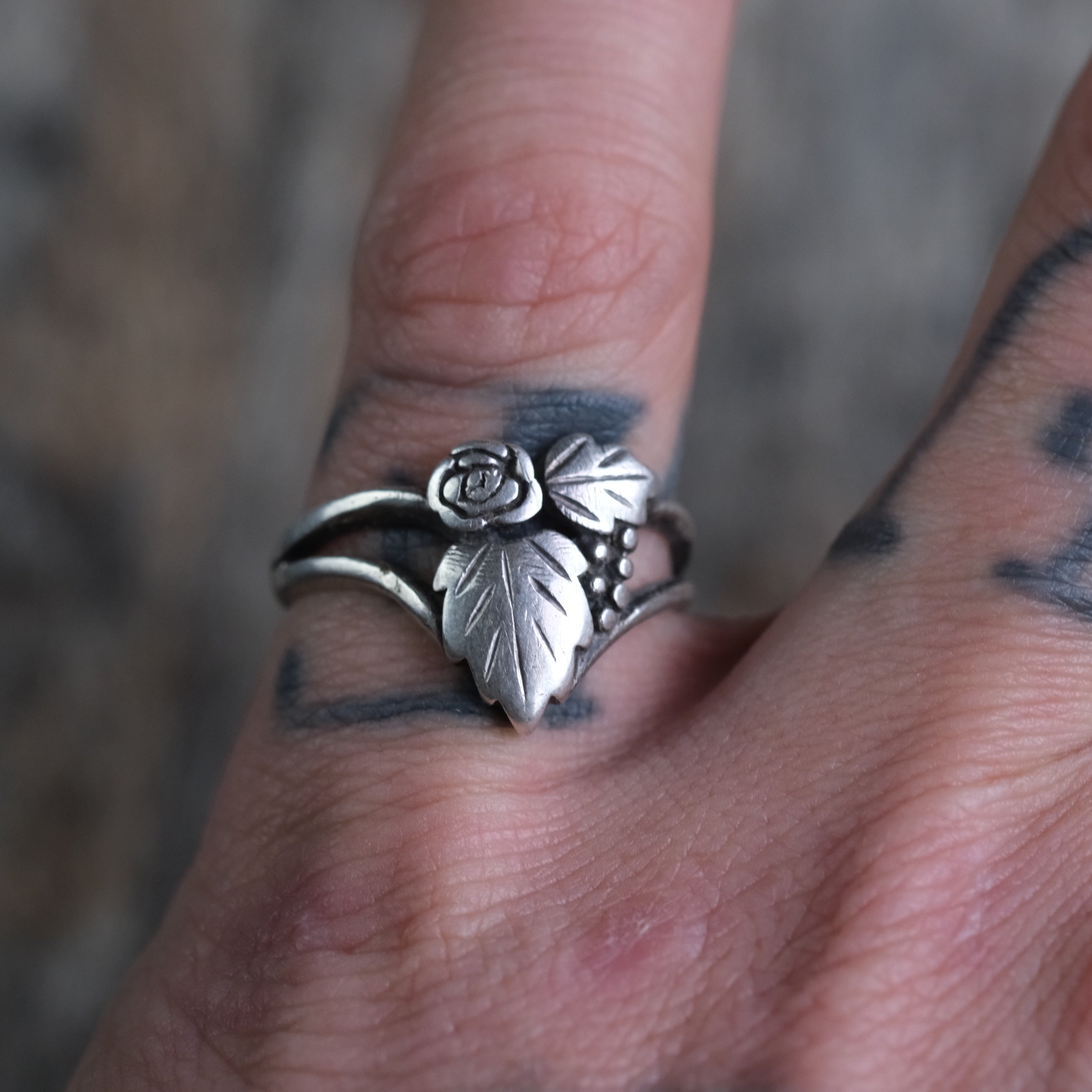 Vintage Sterling Silver Lead Ring 5.5