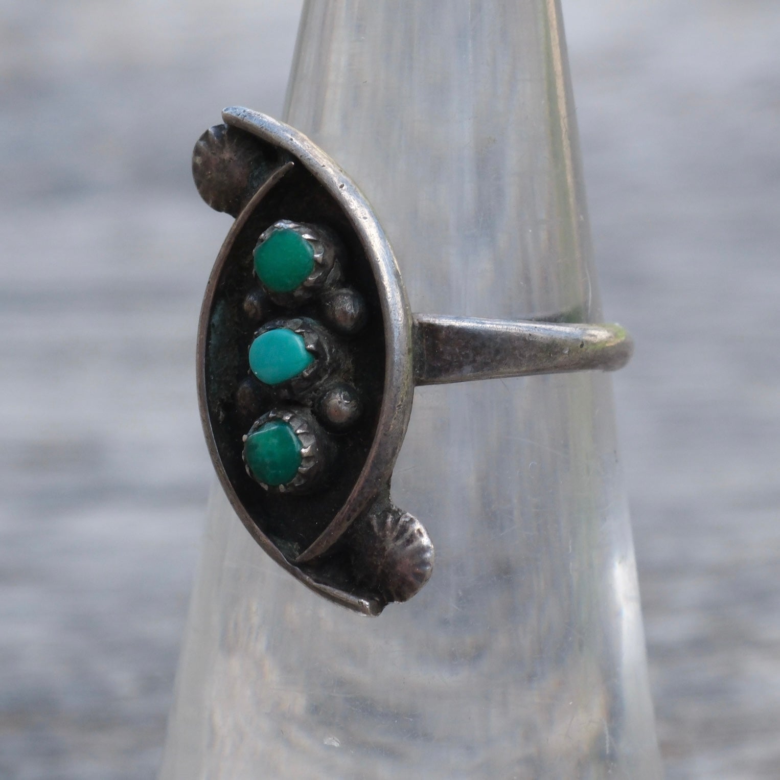 Vintage Sterling 3-Stone Turquoise Ring 4.75