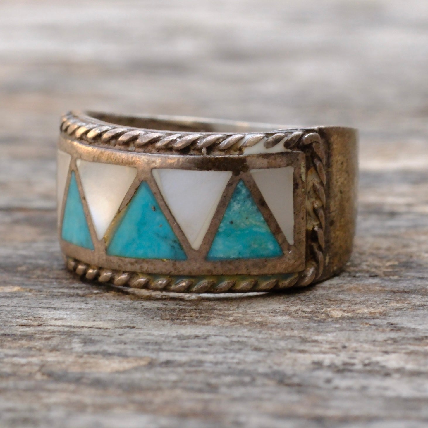 Vintage Sterling Turquoise and MOP Inlay Band Ring 8.75