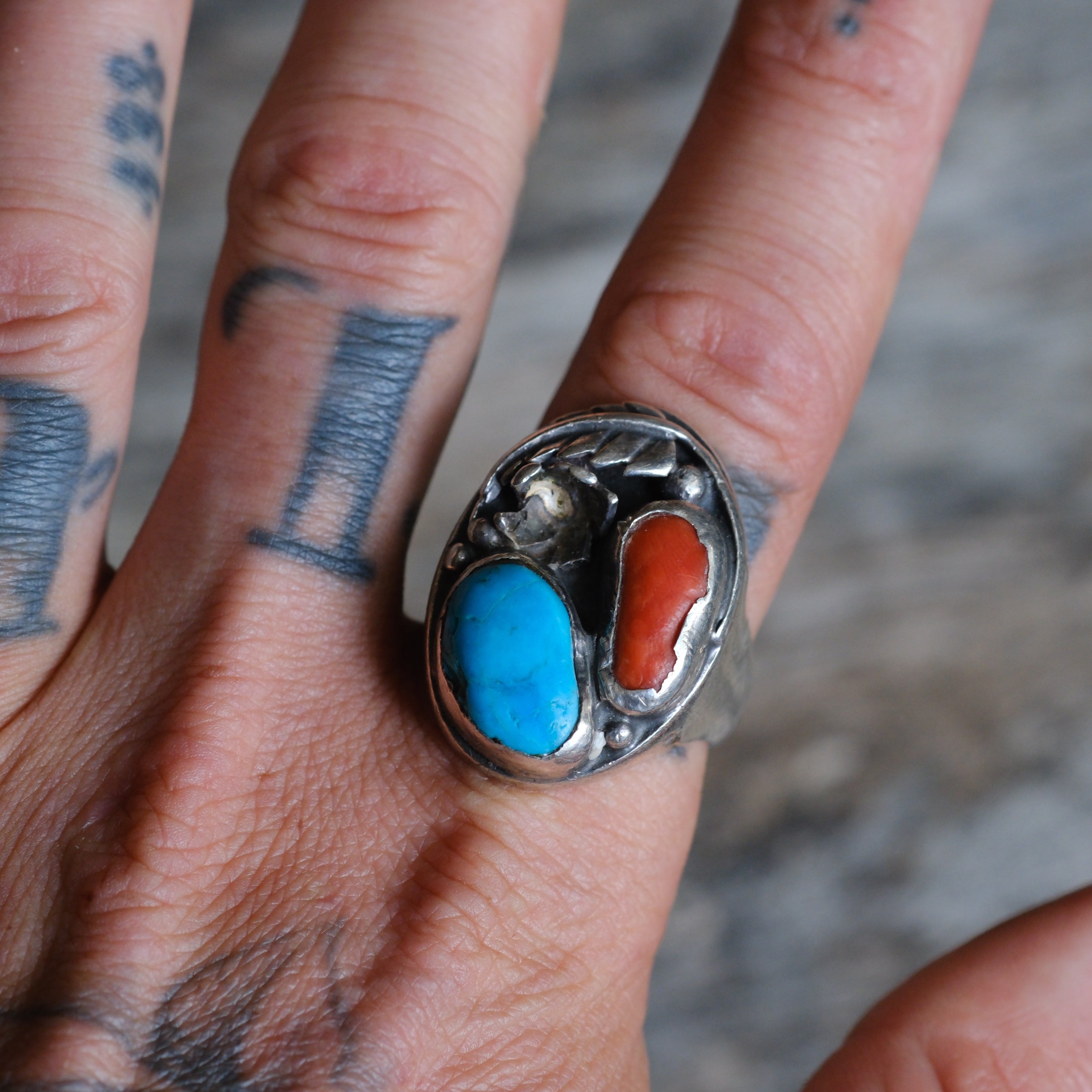 Vintage Sterling Turquoise and Coral Feather Ring 12.25