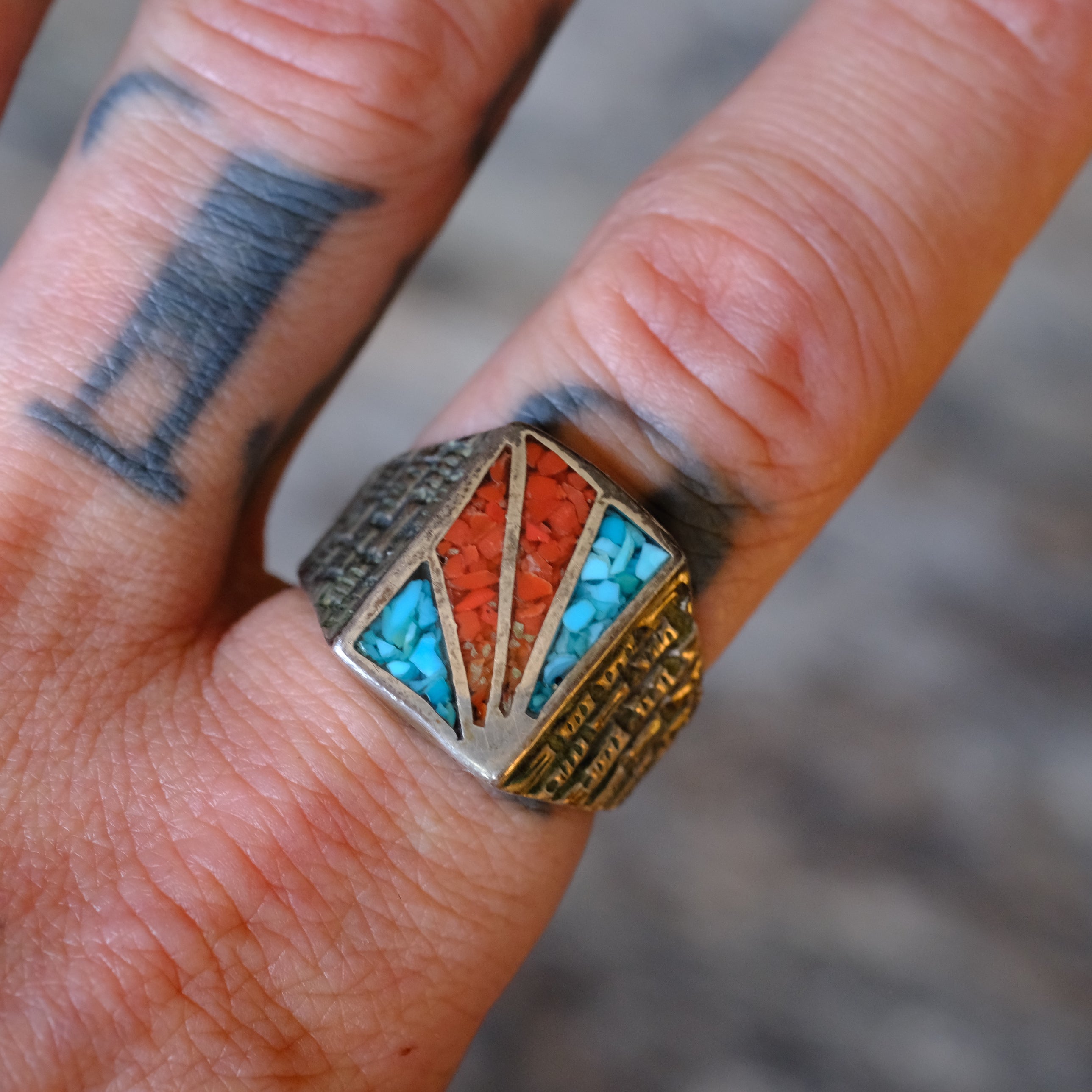 Vintage Sterling Turquoise and Coral Inlay Sunrise Ring 10