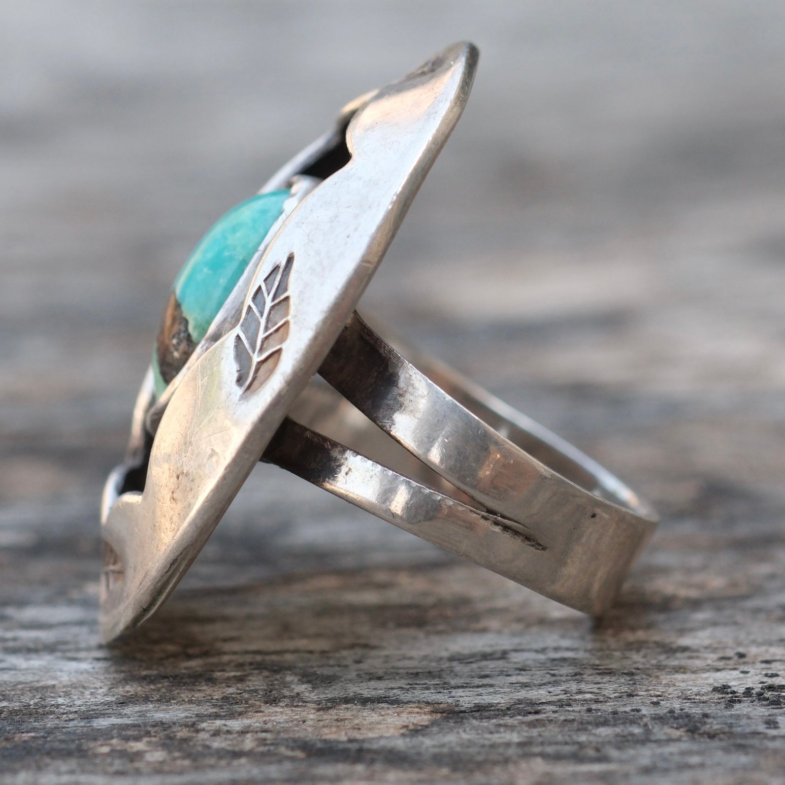 Vintage Sterling Turquoise Stamped Leaf Ring 5.5