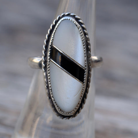 Vintage Sterling Onyx and Mother Of Pearl Inlay Ring 6