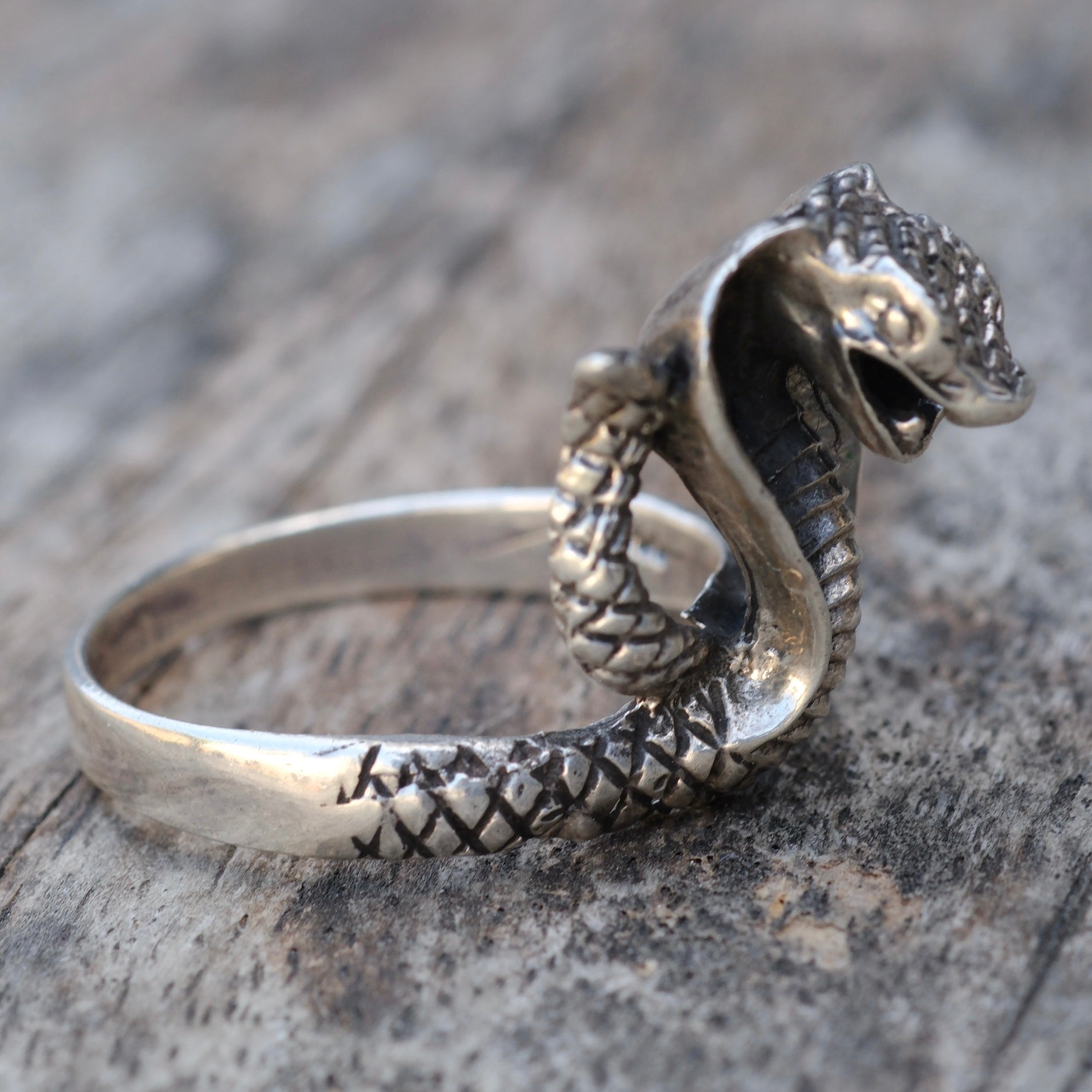 Vintage Sterling Silver Cobra Ring 13.25