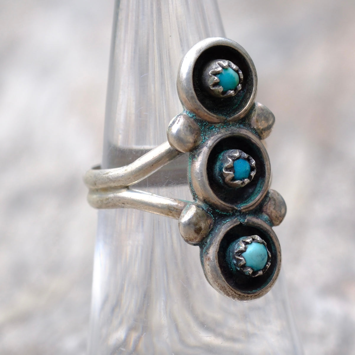 Vintage Sterling 3-Stone Turquoise Ring 5.75